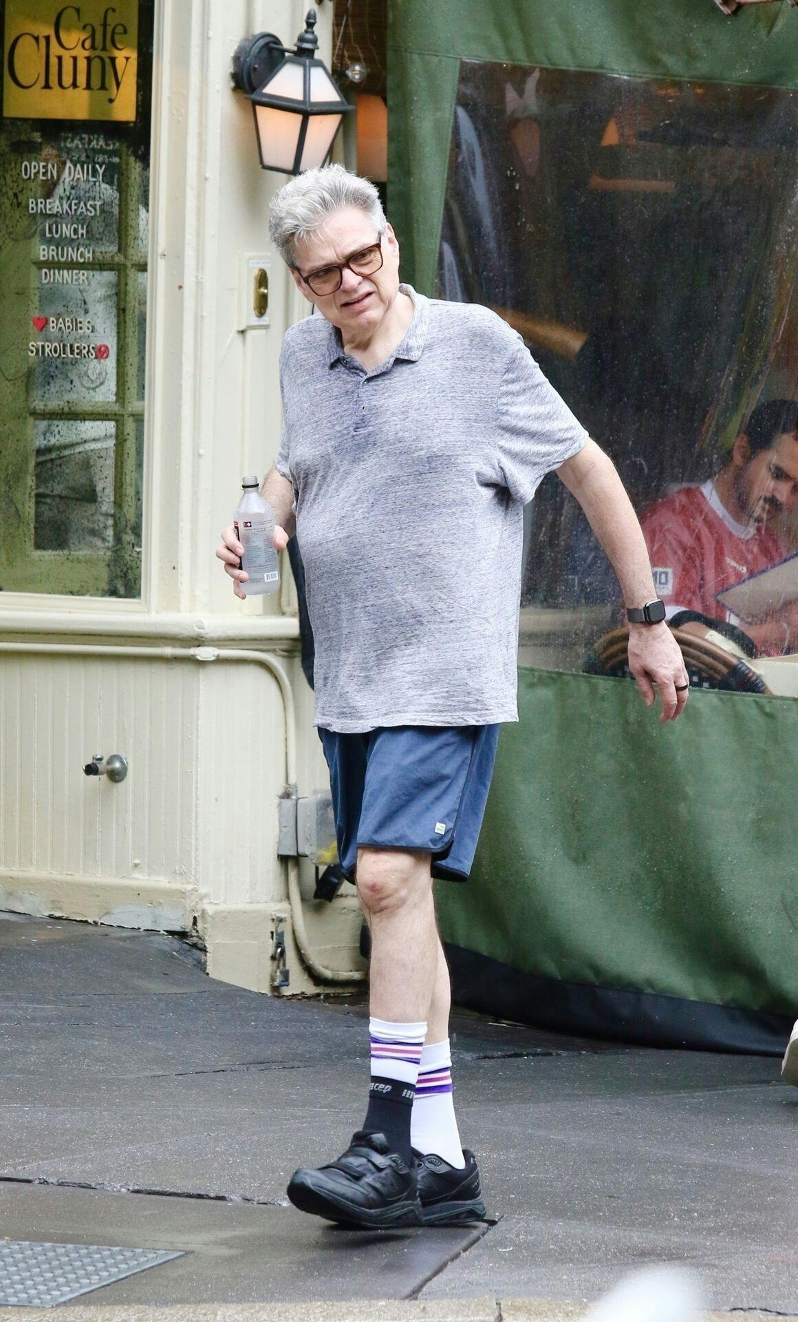 *EXCLUSIVE* New York, NY 80s and 90s star Oliver Platt