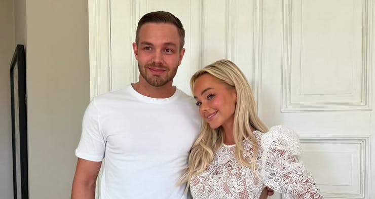 I sidste uge ville Sophie Elise Isachsen ikke sætte så mange ord på bruddet med Vegard Jørstad. Men det gør hun nu alligevel i en podcast.