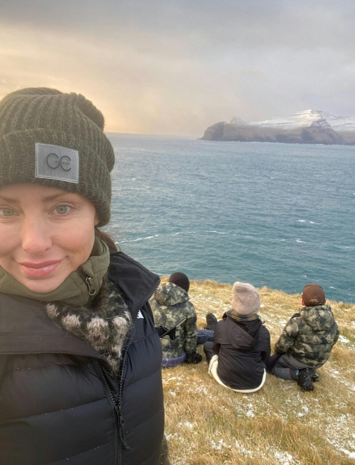En diamantring til 110.000 kroner dukkede op på Sarah Louise Christiansens Instagram - og nu er den en del af hendes konkursbo. Kurator mener, hun undlod at oplyse om flere dyre ejendele, hvilket forsidefruen i dag afviser.