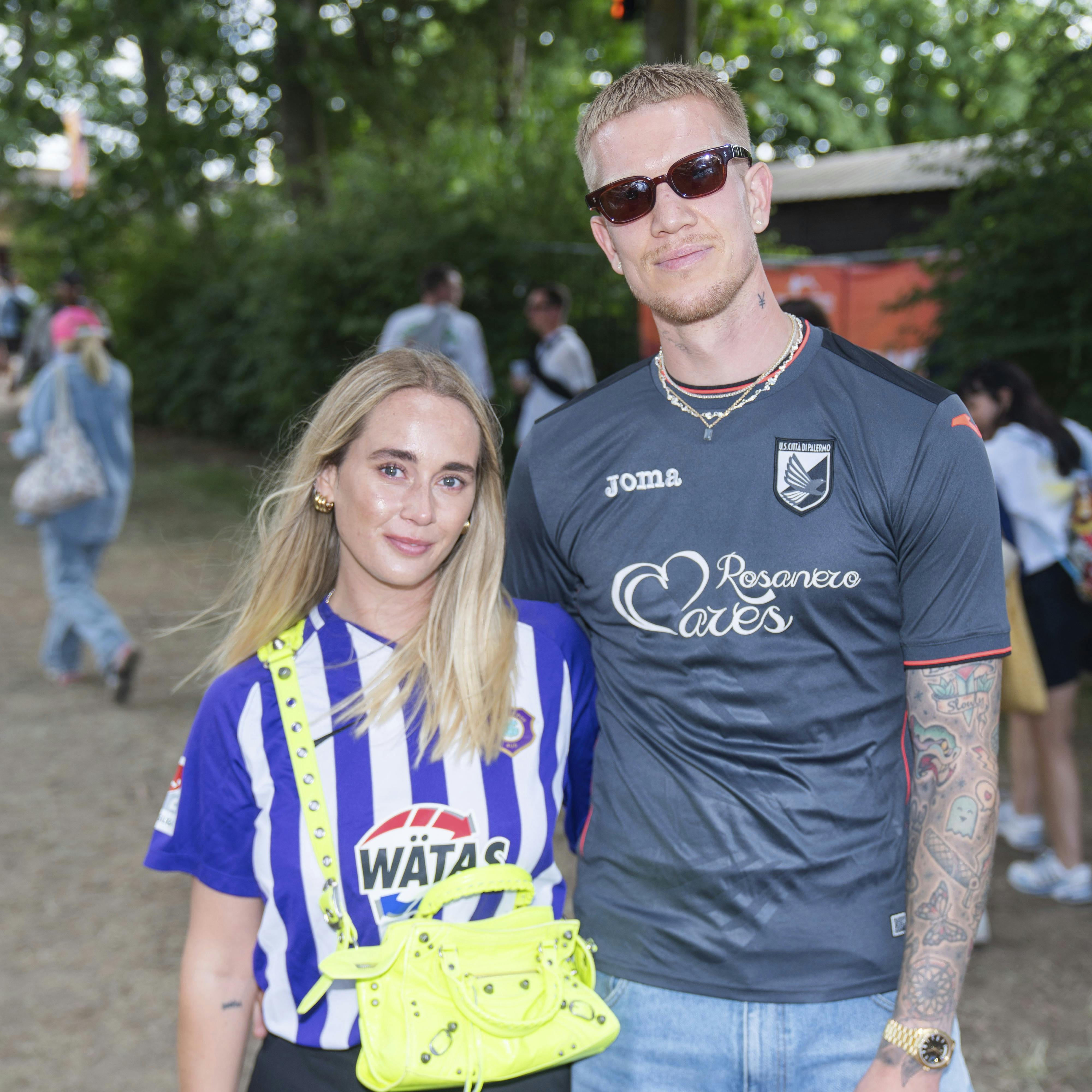Ida Sophia og Simon Makienok afslører kønnet på deres barn.