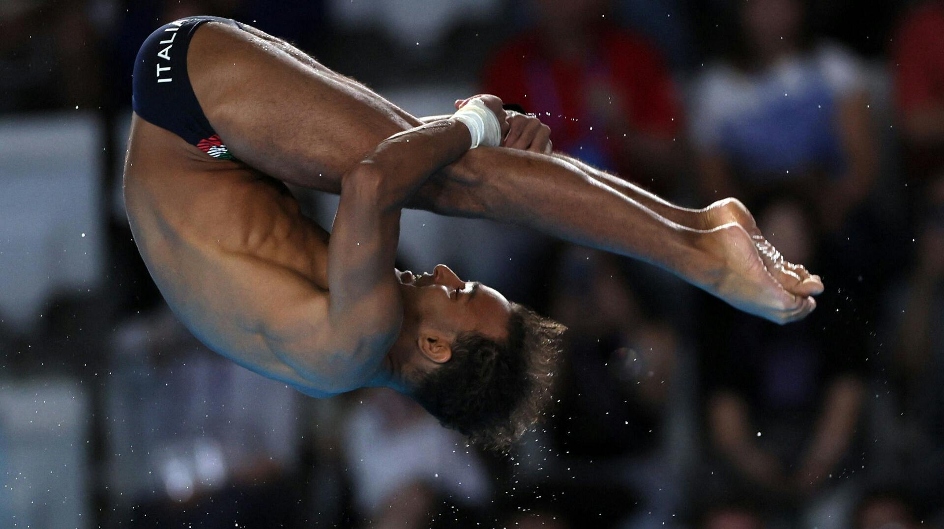 Paris 2024 Olympics - Diving - Men's 10m Platform Semifinal - Aquatics Centre, Saint-Denis, France - August 10, 2024. Andreas Sargent Larsen of Italy in action. REUTERS/Leah Millis