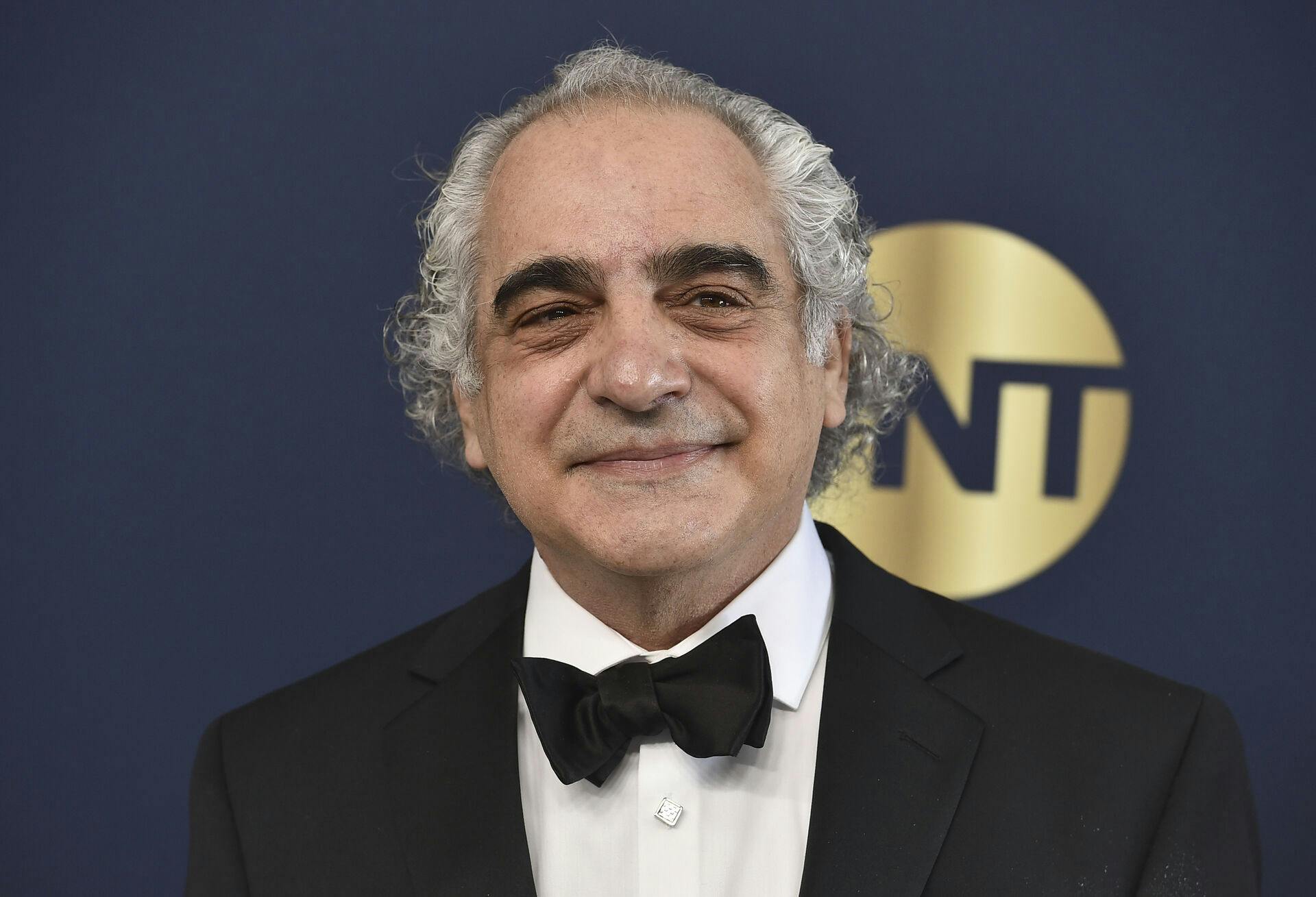 Joe Marinelli arrives at the 28th annual Screen Actors Guild Awards at the Barker Hangar on Sunday, Feb. 27, 2022, in Santa Monica, Calif. (Photo by Jordan Strauss/Invision/AP)