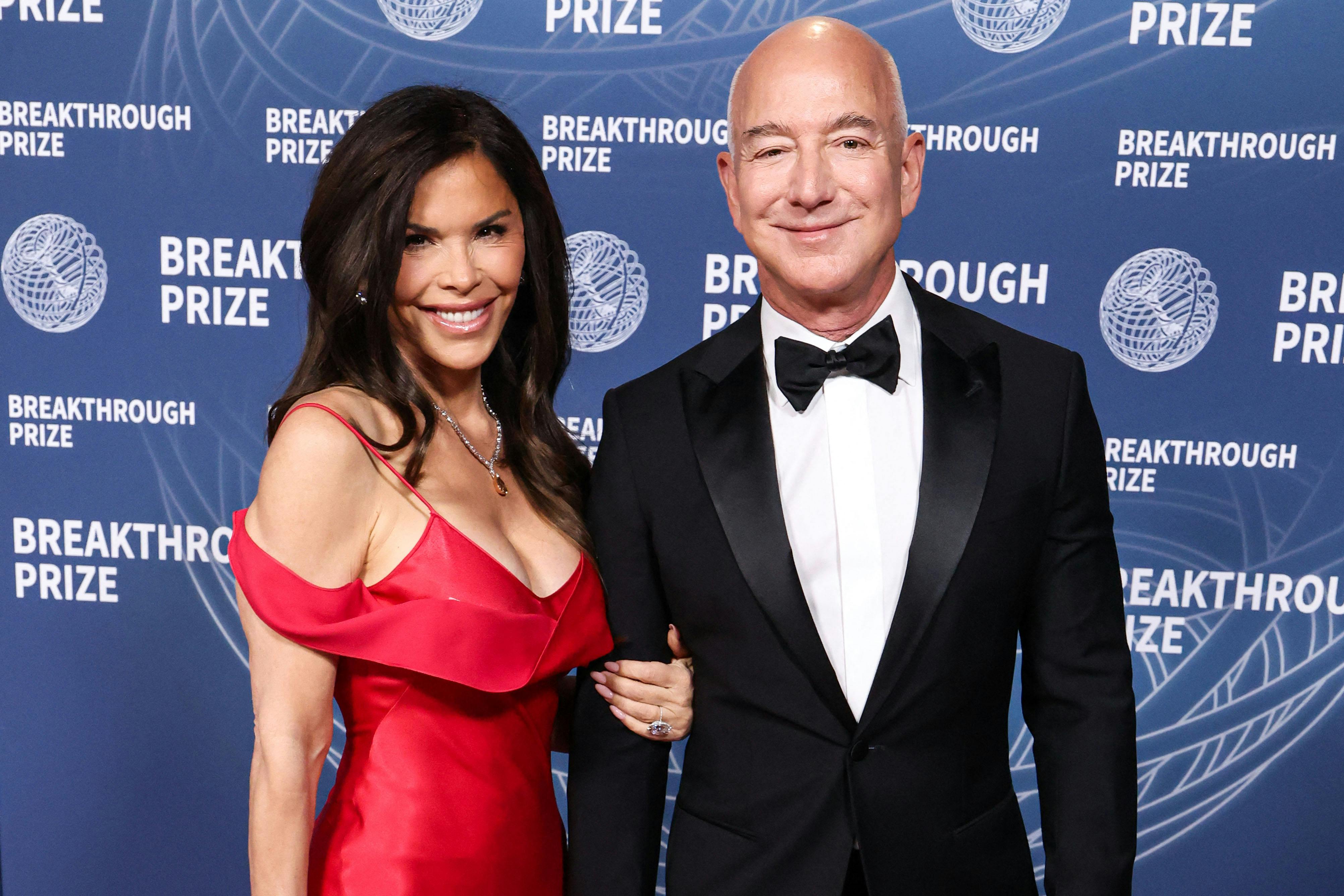 Der er angiveligt styr på, hvem der skal have hvad, hvis Jeff Bezos og Lauren Sanchez en dag går fra hinanden. Det var der dog ikke for et halvt år siden, hvor parret angiveligt planlagde at blive gift.&nbsp;