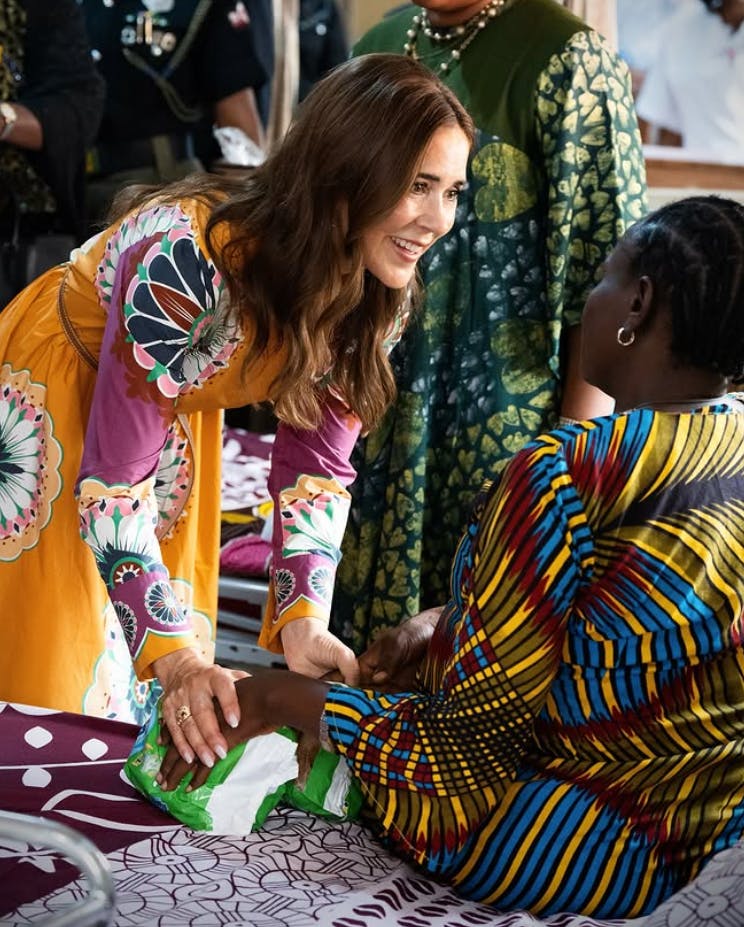 Dronning Mary har under sit hemmelige besøg i Nigeria også haft tid til at blive protektor.