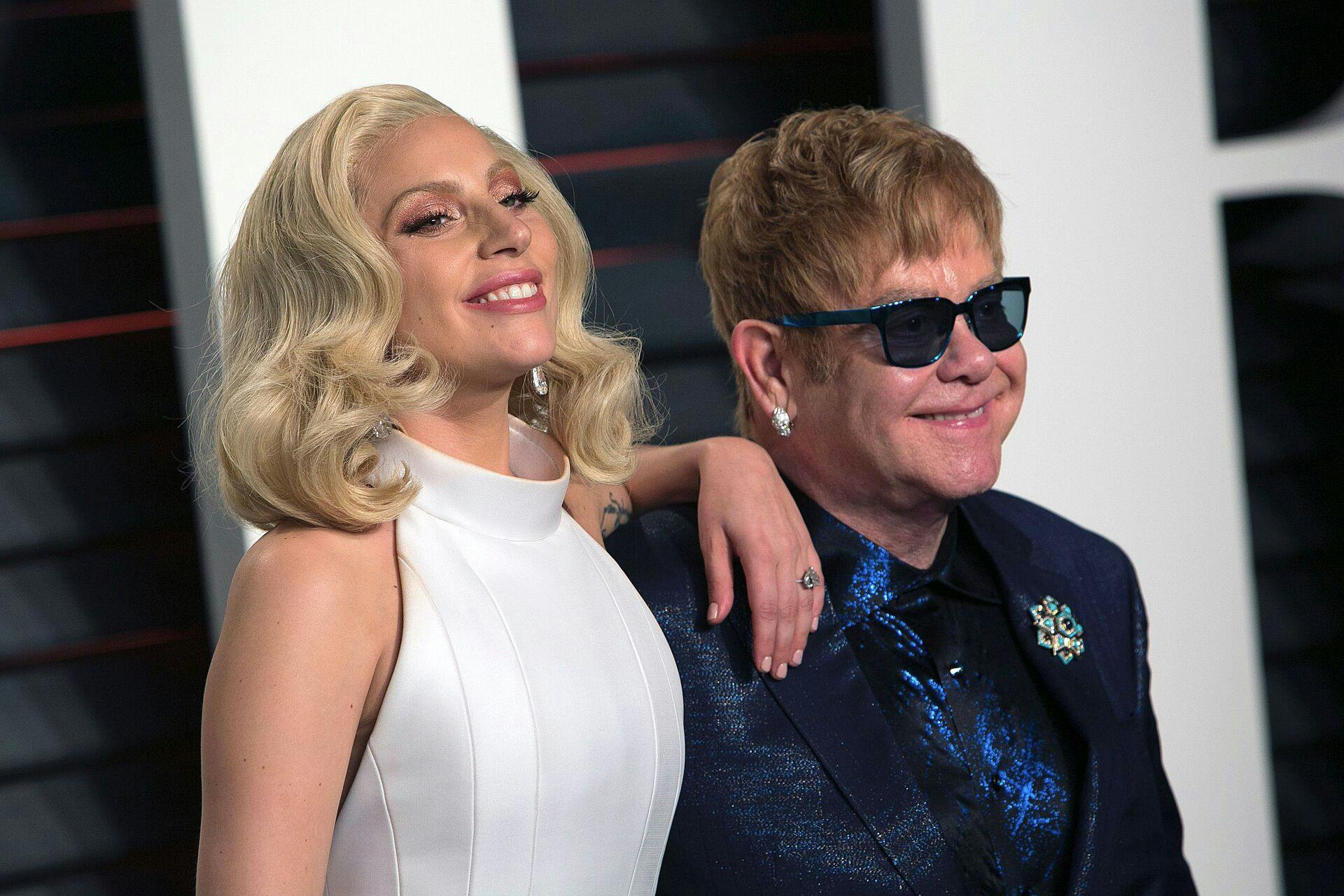 Lady Gaga og Elton John tager sig ganske godt betalt. 