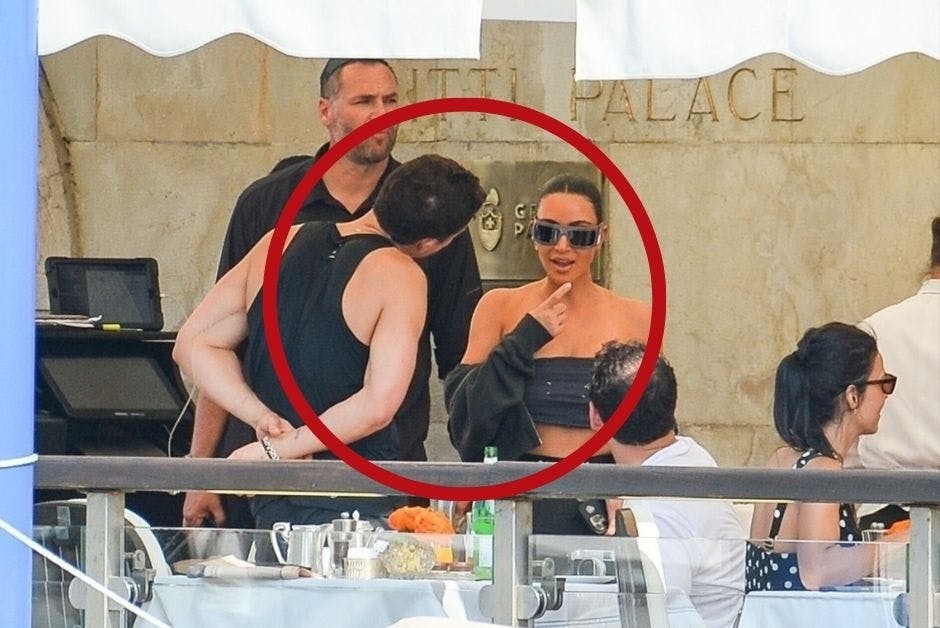 Den nyligt single Orlando Bloom hygger sig i Venedig, hvor Jeff Bezos skal giftes i denne weekend.
