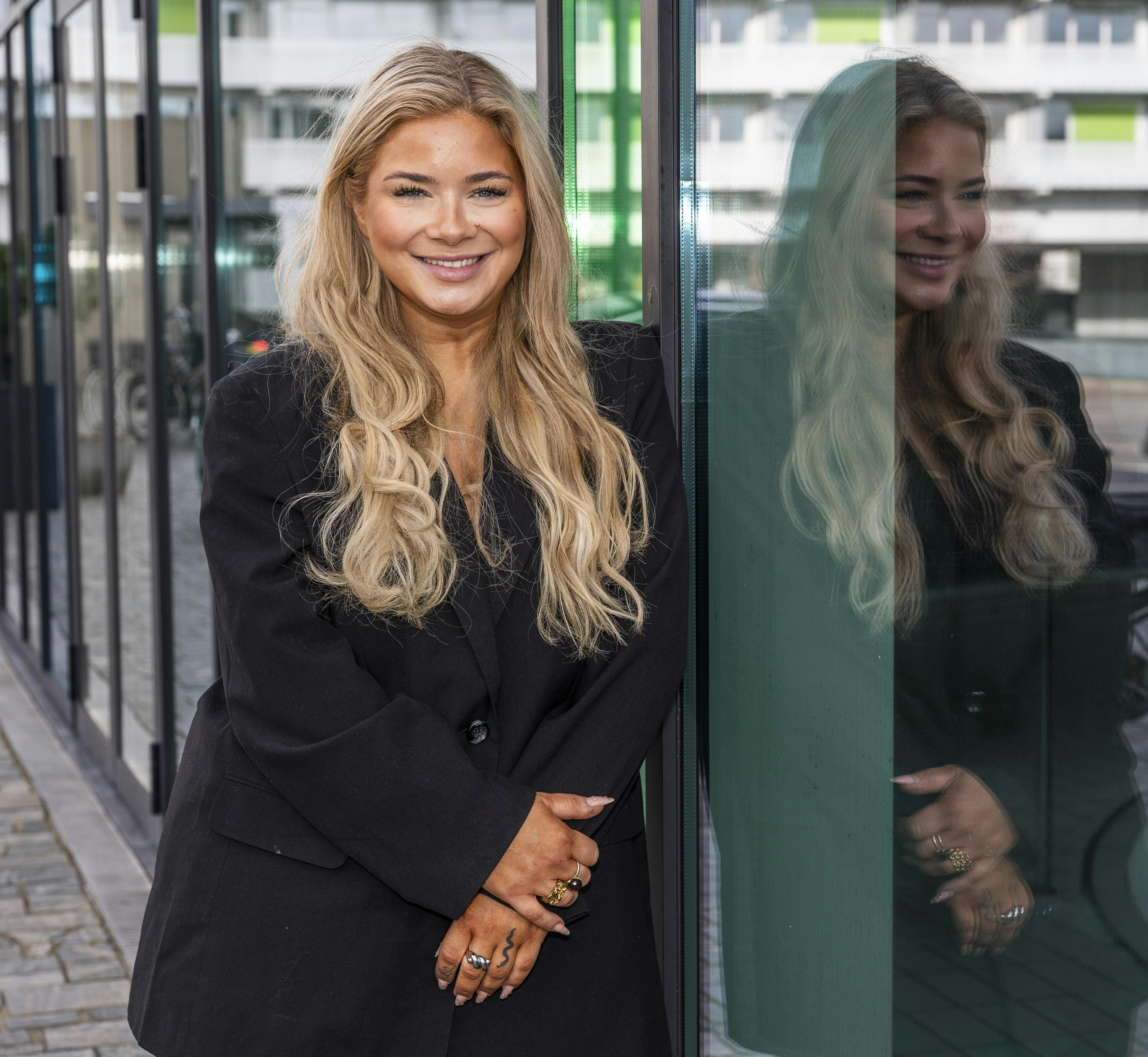 Sissal tog hele Danmark med storm til Dansk Melodi Grand Prix og efterfølgende til Eurovision i Basel, og nu er hun klar til "Vild med dans".