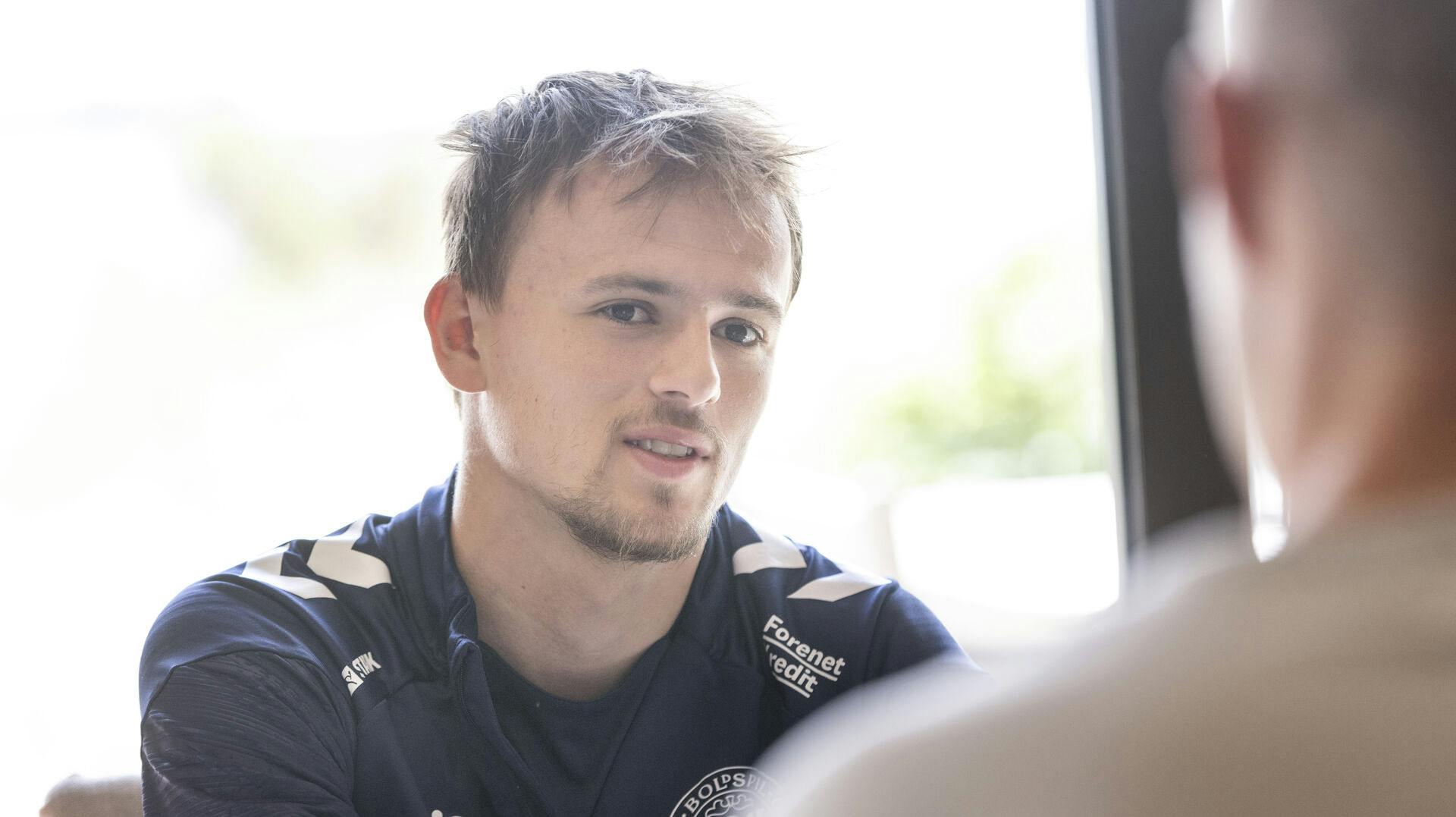 Landsholdets mediedag og træning i Helsingør søndag den 9. juni 2024. Mikkel Damsgaard. (Foto: Nikolai Linares/Scanpix 2024)