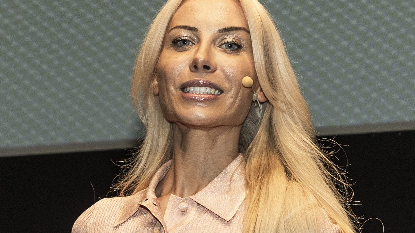 Kathrine Diez bebudede tilbage i november, at hun var færdig med alkohol, men holder det fortsat?