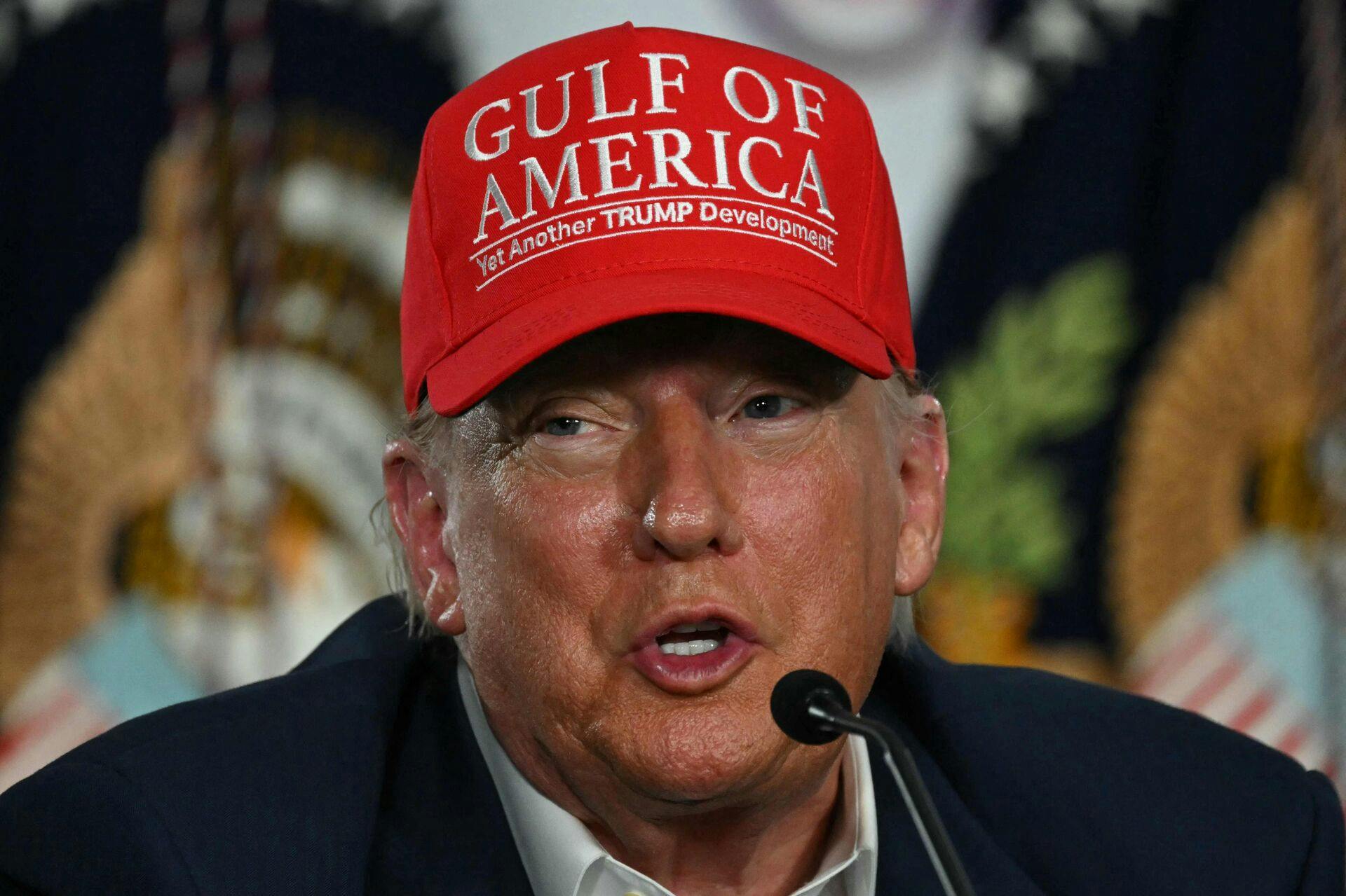 USA's Senat har vedtaget præsident Donald Trumps store lovpakke, som han kalder "Big, Beautiful Bill".
