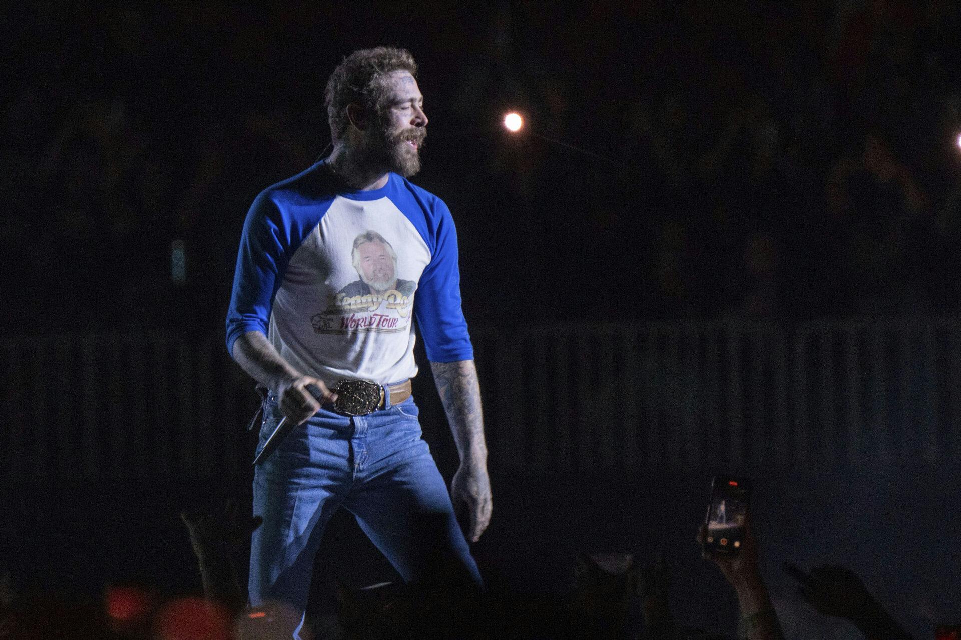 Post Malone er atter single.
