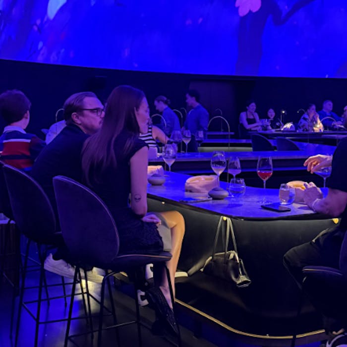 Hollywood-stjerner i København: Leonardo DiCaprio og Tobey Maguire nød Alchemists kulinariske mesterværk!