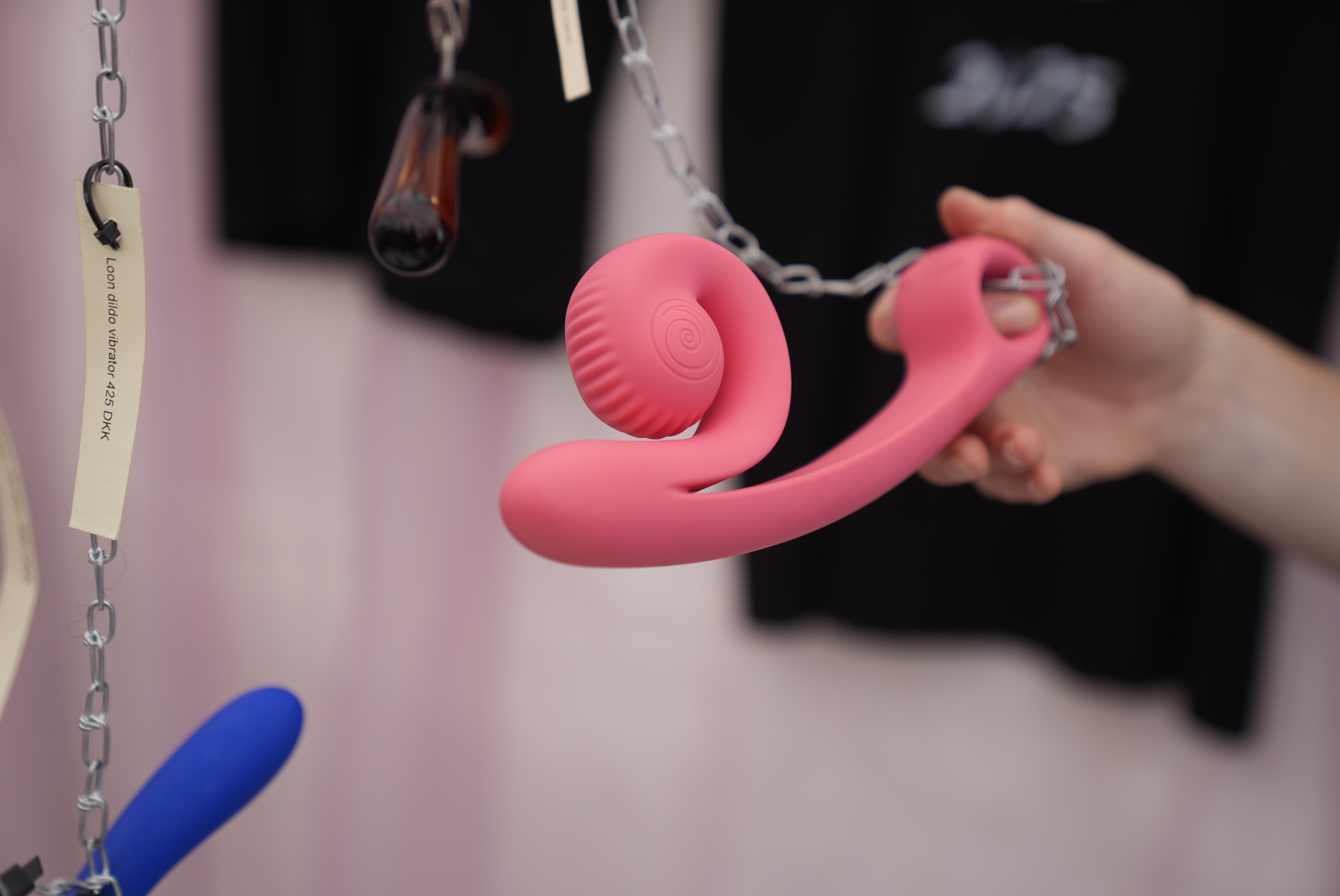 Måske du kan kende denne fra "Paradise Hotel", hvor Christel tog den flittigt i brug.