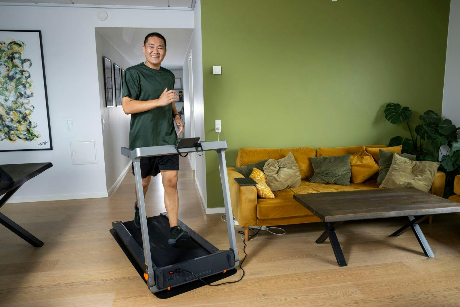 Den tidligere tv-deltager kunne sagtens se en fremtid som fuldtidsvært efter sit store vægttab og sin imponerende livsstilsændring.