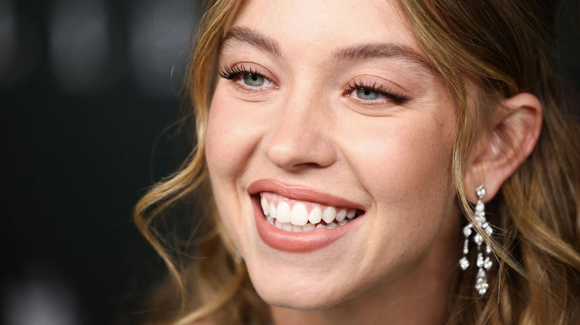 Flere undrede sig over, hvorfor Sydney Sweeney gæstede det ekstravagante Jeff Bezos-bryllup.