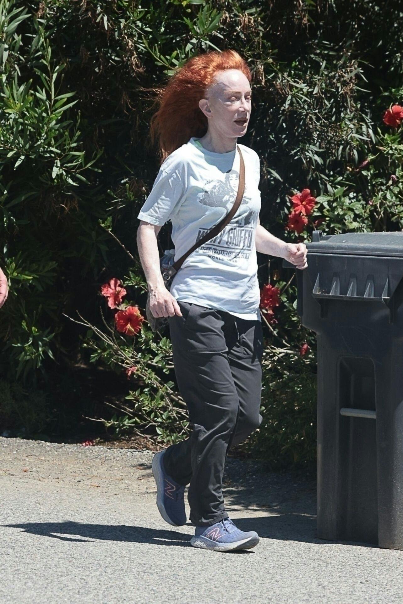 *EXCLUSIVE* Los Angeles, CA Kathy Gri