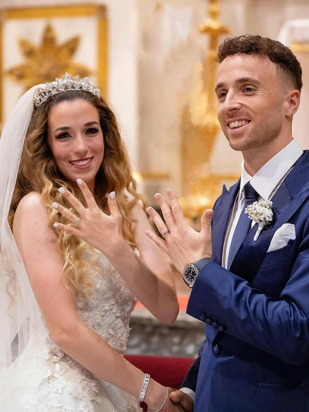 Diogo Jota blev 22. juni en gift mand. Torsdag er den 28-årige fodboldspiller dræbt i en trafikulykke.