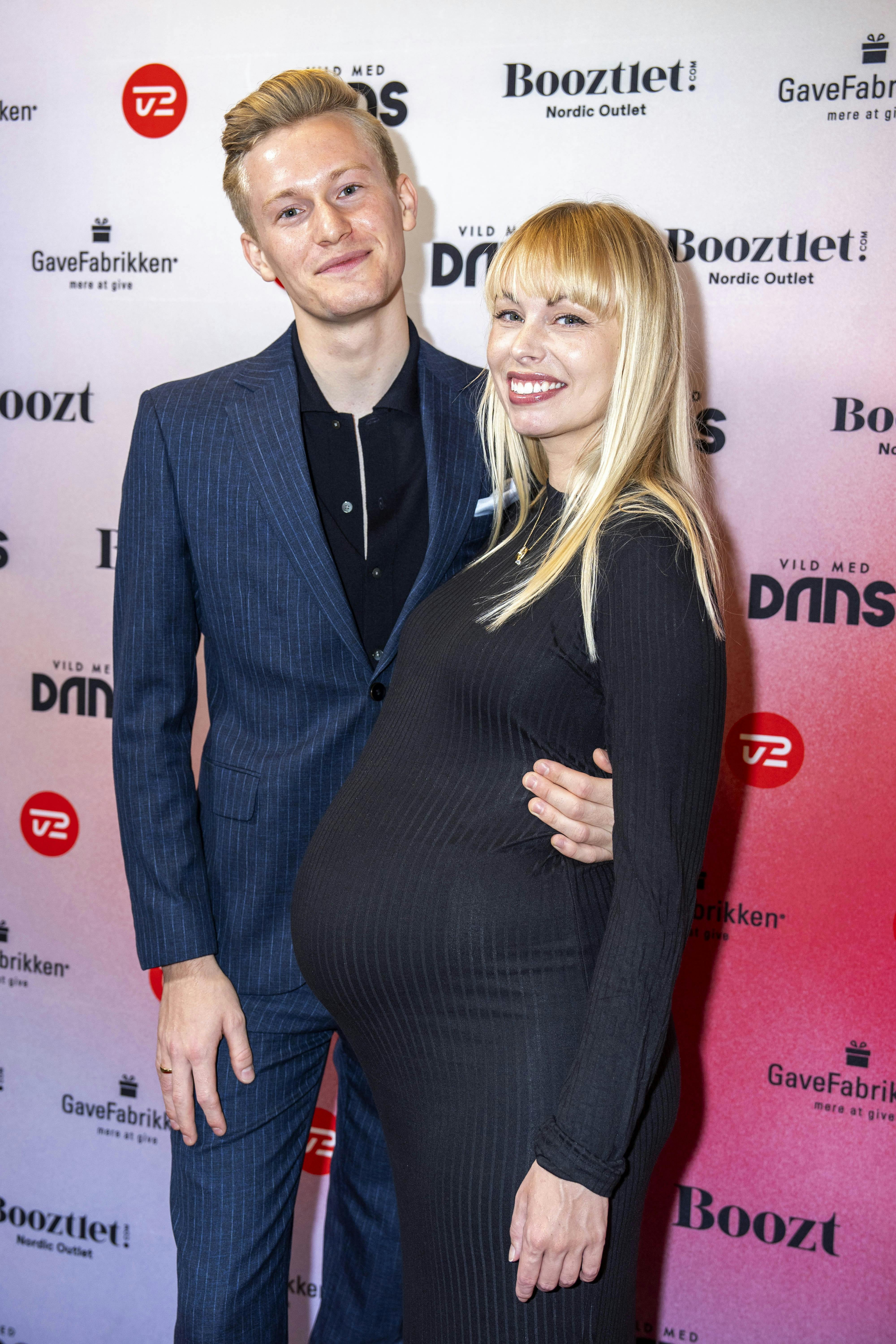 Jenna August Bagge fortæller, at hun indledningsvis havde svært ved at give sig hen til sine følelser, da Albert slog benene væk under hende