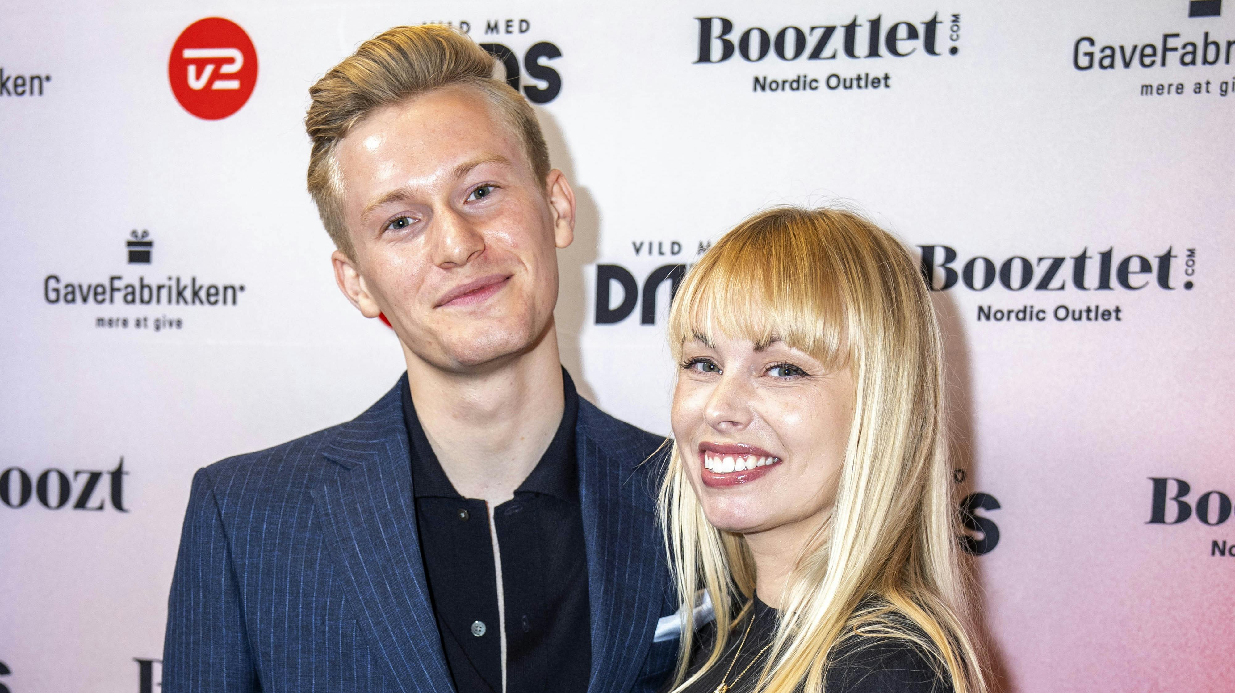 Jenna August Bagge fortæller, at hun indledningsvis havde svært ved at give sig hen til sine følelser, da Albert slog benene væk under hende