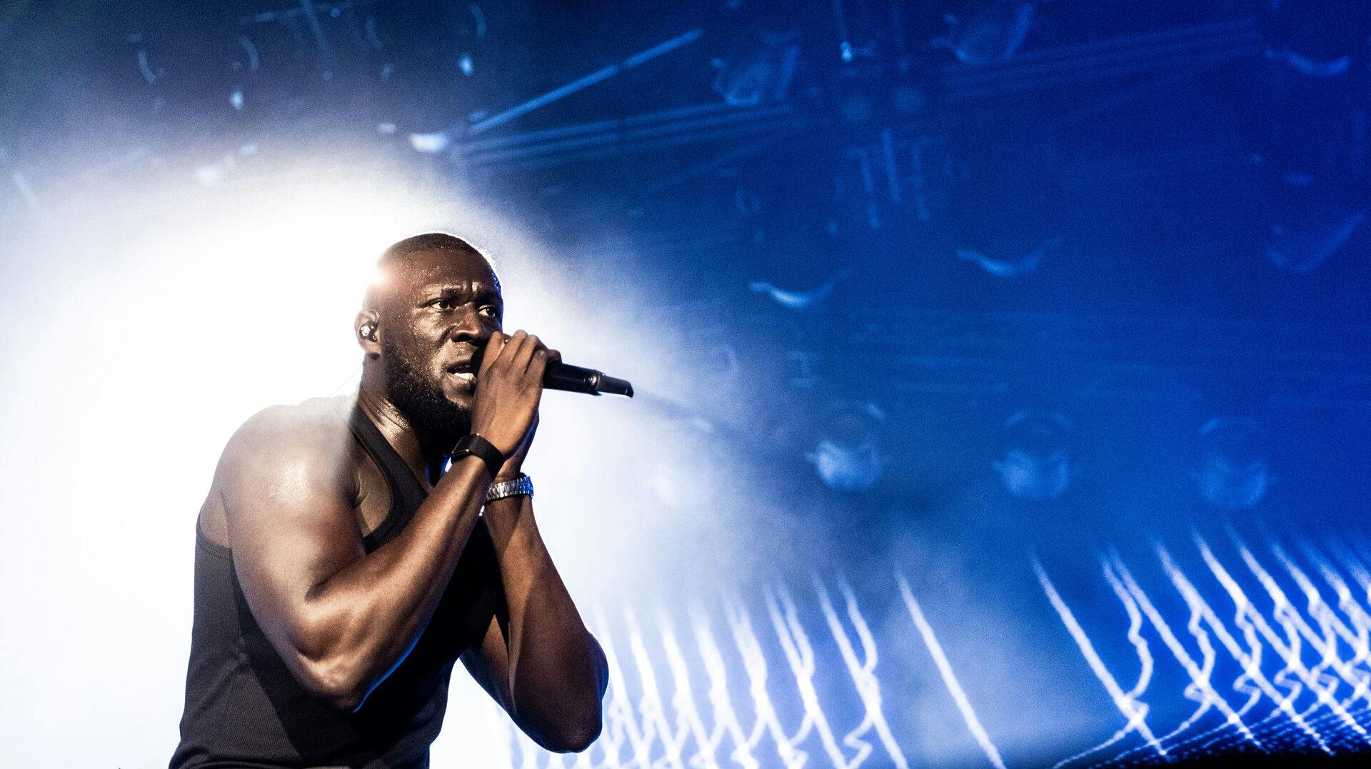 Stormzy spiller på Orange Scene på Roskilde Festival torsdag den 3. juli 2025.. (Foto: Helle Arensbak/Ritzau Scanpix)