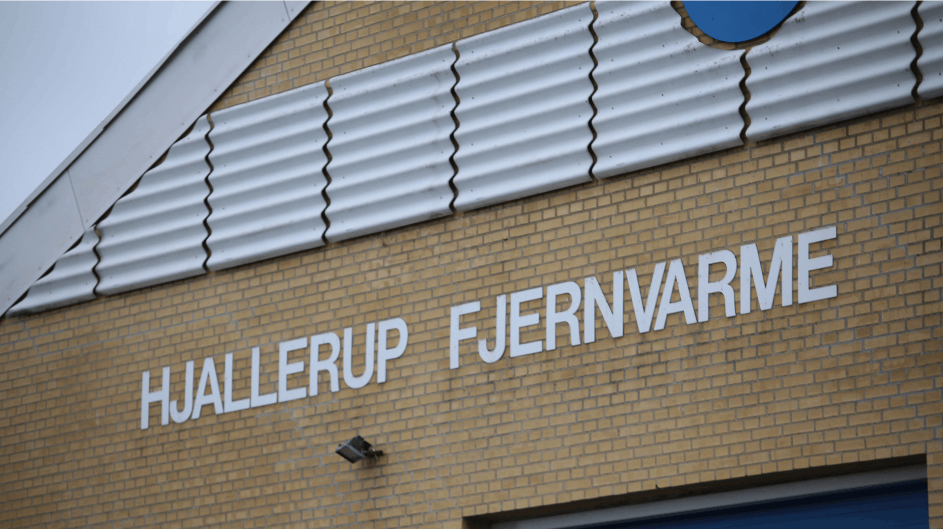 Pigen blev dræbt bag Hjallerup Fjernvarme. Fredag falder den endelige dom i sagen.