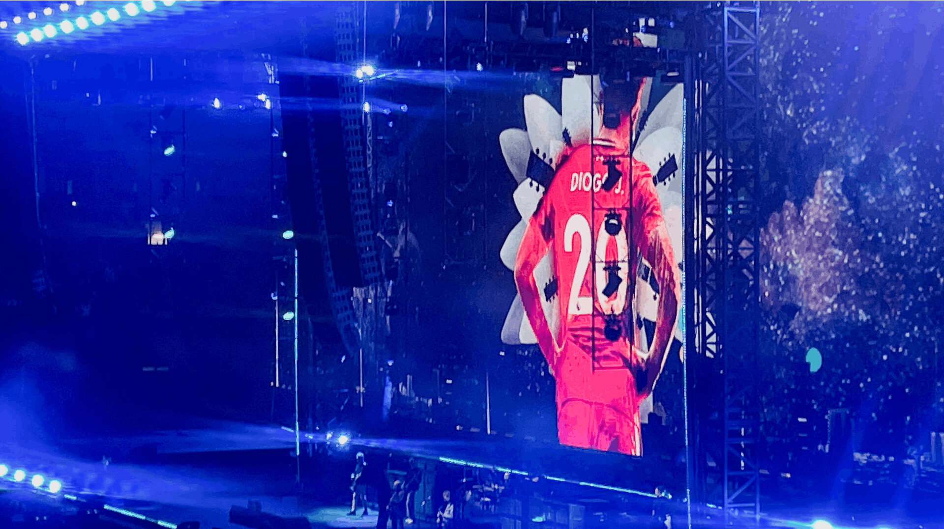 Diogo Jota blev hyldet under Oasis' koncert.