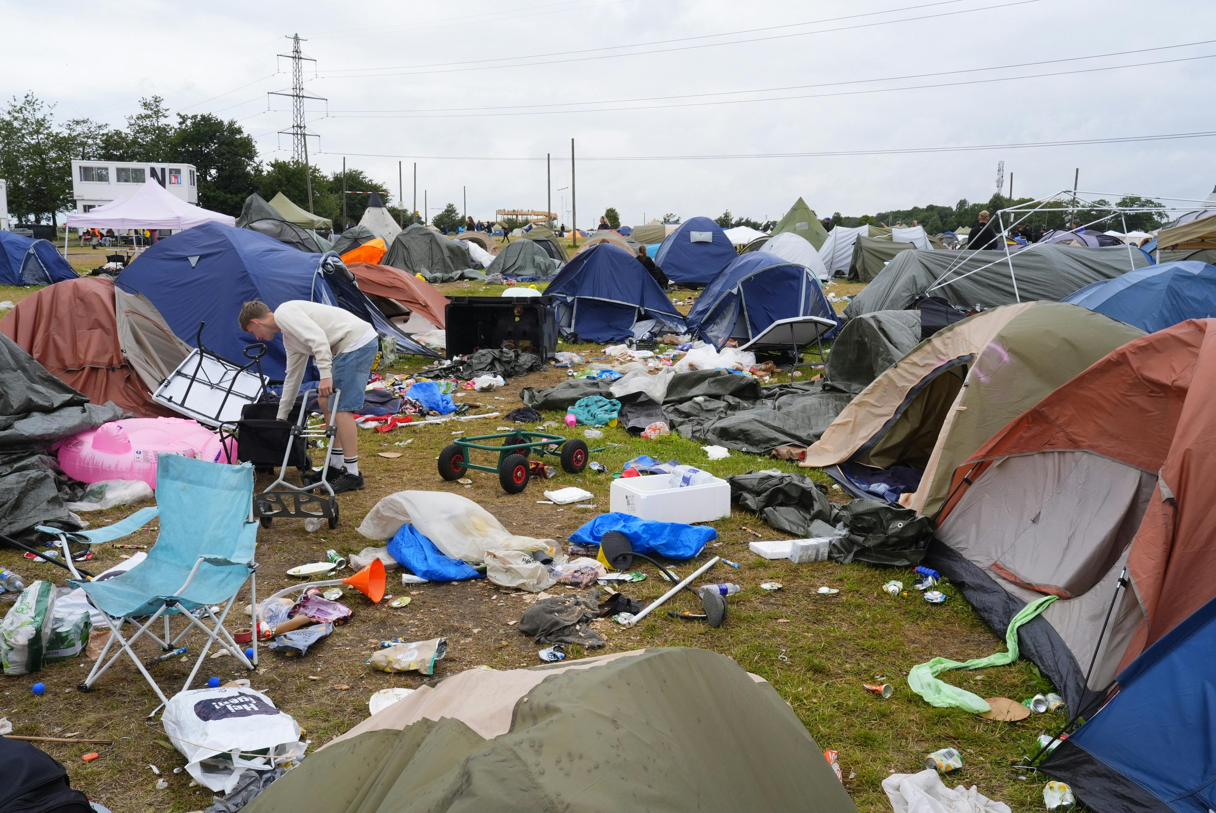Det er langt fra alle camps, der har planer om at rydde op, når de forlader Roskilde Festival.