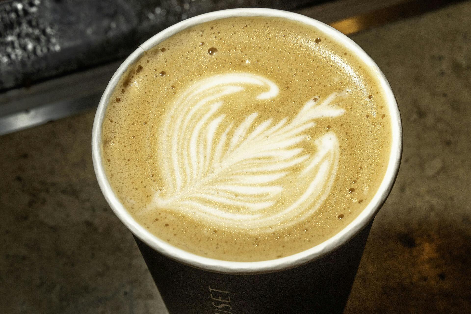 Moderaterne vil nu fjerne afgiften på kaffe.