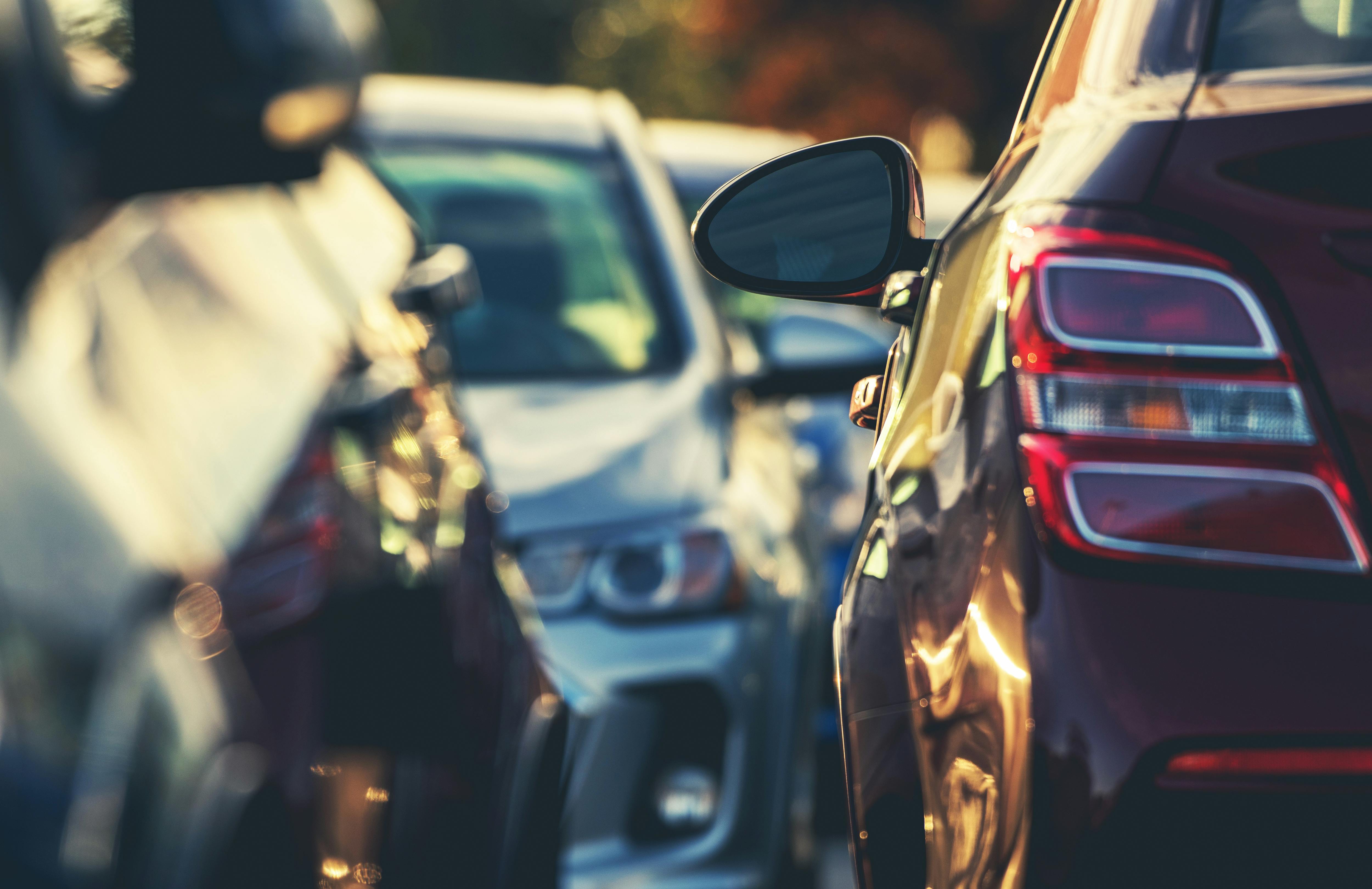 Har du også svært ved at komme af med bilen, uden du skal bløde en formue fra privatøkonomien? Så er du bestemt ikke alene.