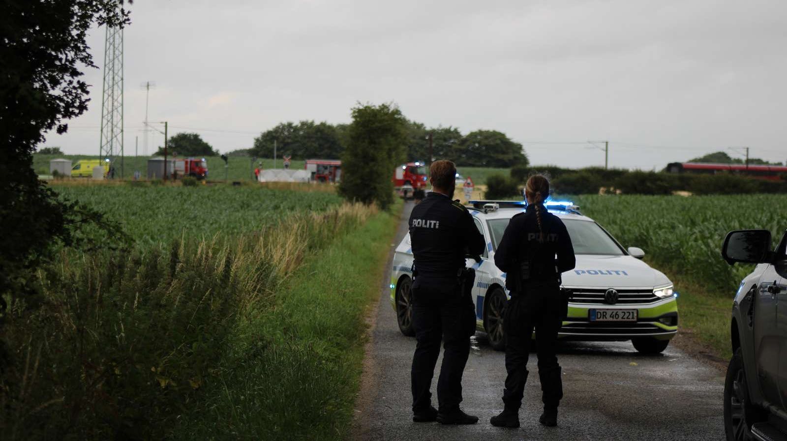 En ung mand på 24 år mistede livet, da han blev ramt af toget i Kliplev ved Aabenraa lørdag.