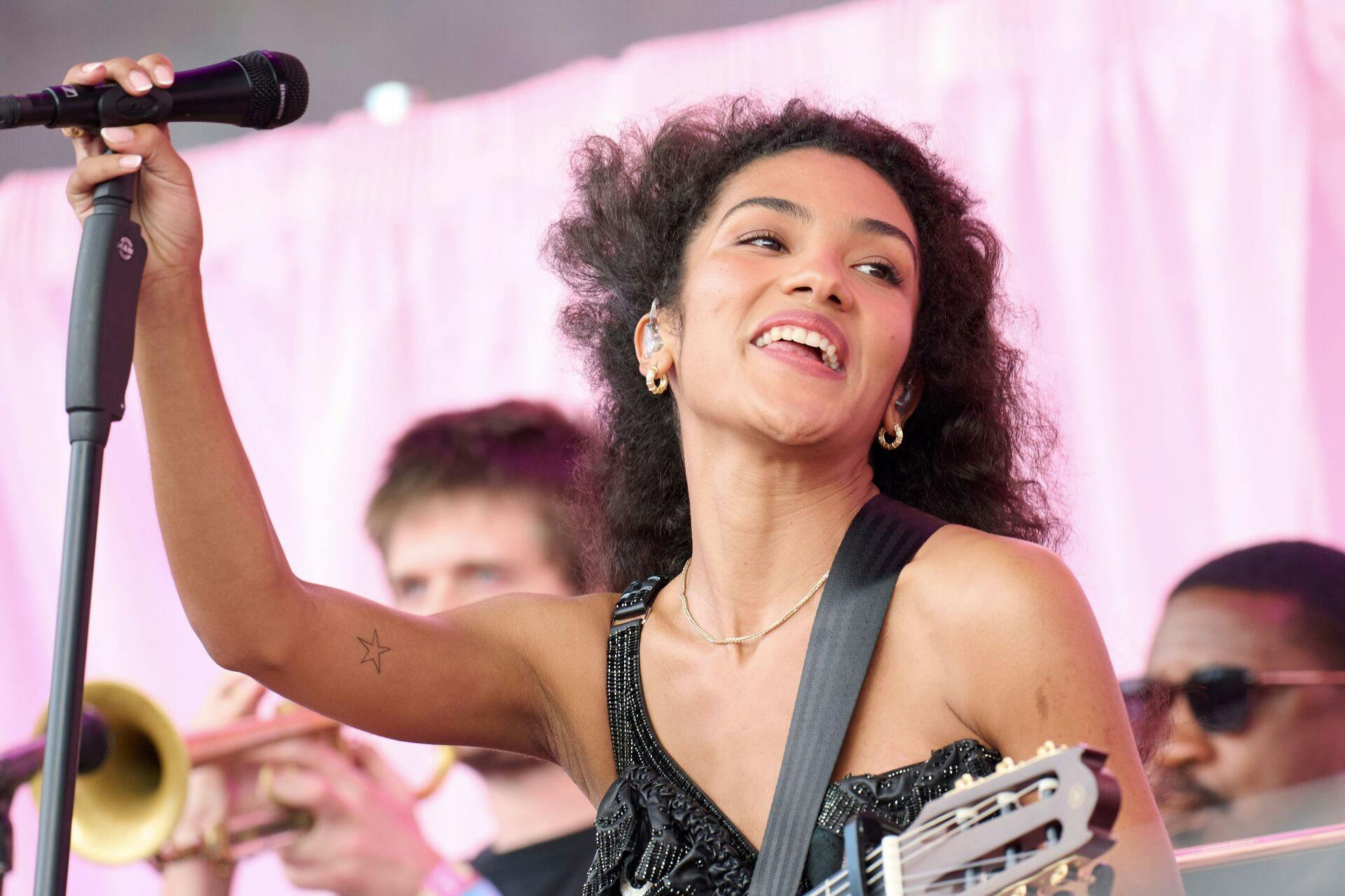 Olivia Deaner ikke længere single.