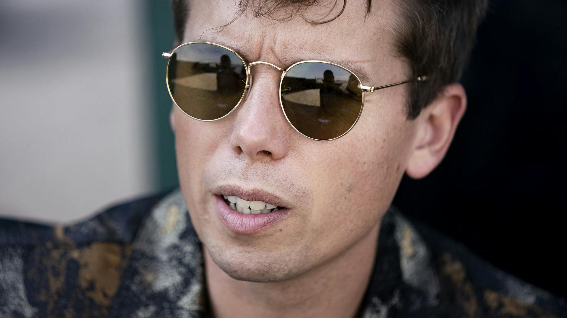 41-årige Mads Langer måtte gå fire millioner kroner ned i pris for at få solgt Hellerup-villaen på få uger.