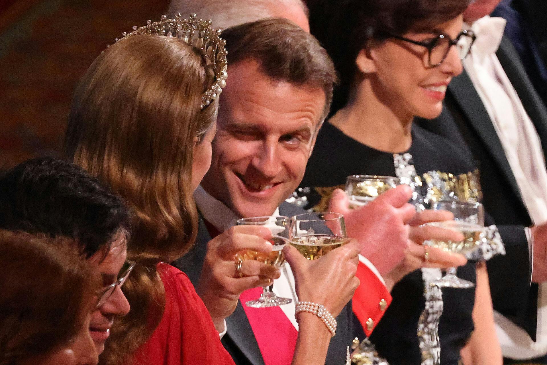 Oh La La..! Det kan man da kalde god energi, Macron.