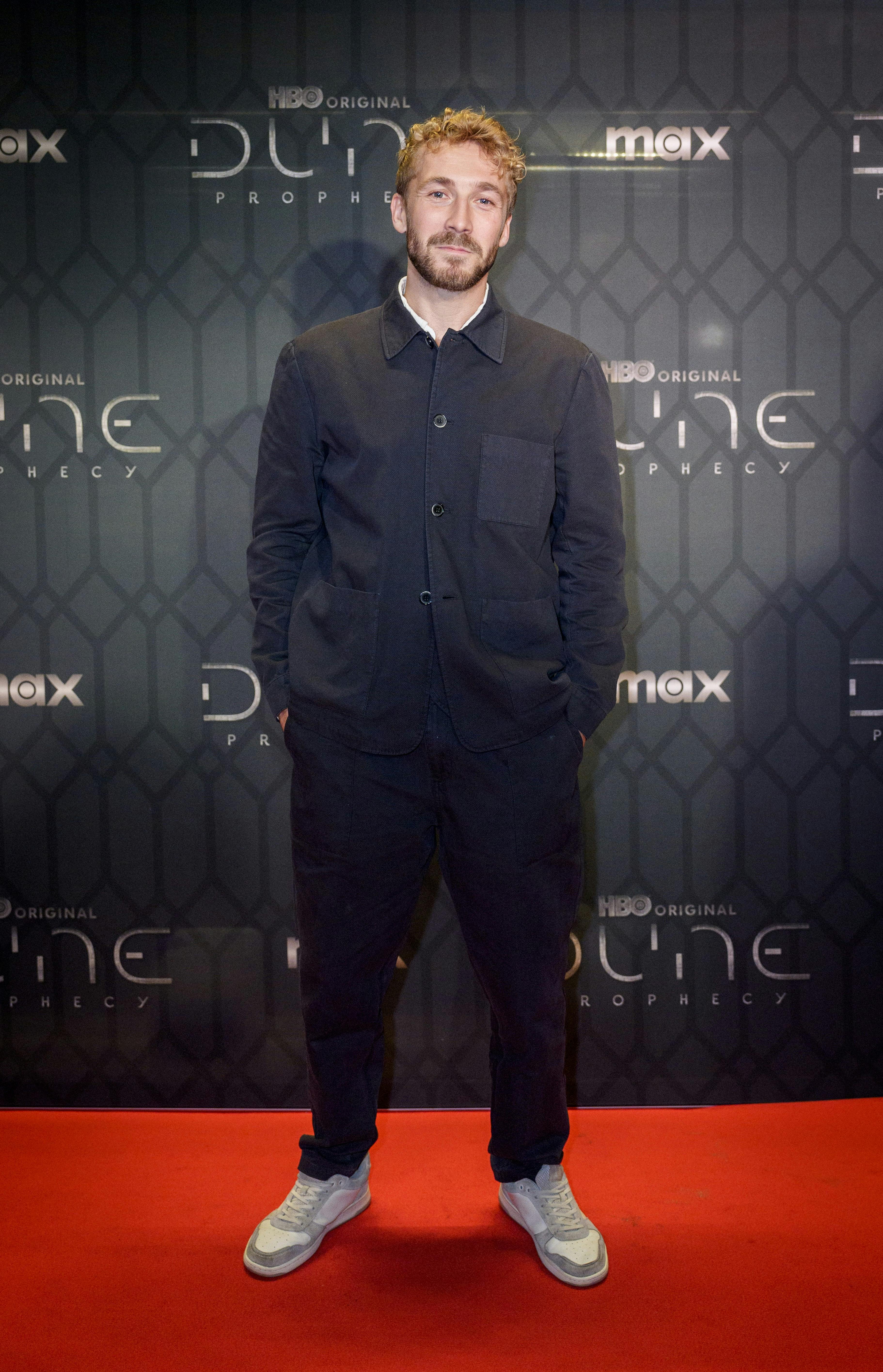 Opgavebeskrivelse: Premiere på Dune: ProphecyHvornår: 13. november 2024 16:45-18:30 (UTC+01:00) Brussels, Copenhagen, Madrid, Paris.Hvor: Grand Teatret, Mikkel Bryggers Gade 8, 1460 København  Mødetid og sted på opgaven: 16.45 – rød løber fra 17. Grand  Teatret.  Specialinstruktioner: Særlige ønsker: Straksbilleder: Ja Video: Nej Journalist: Camilla Maria Johansen, 40959616 Fotograf: Søren Jul Lamberth