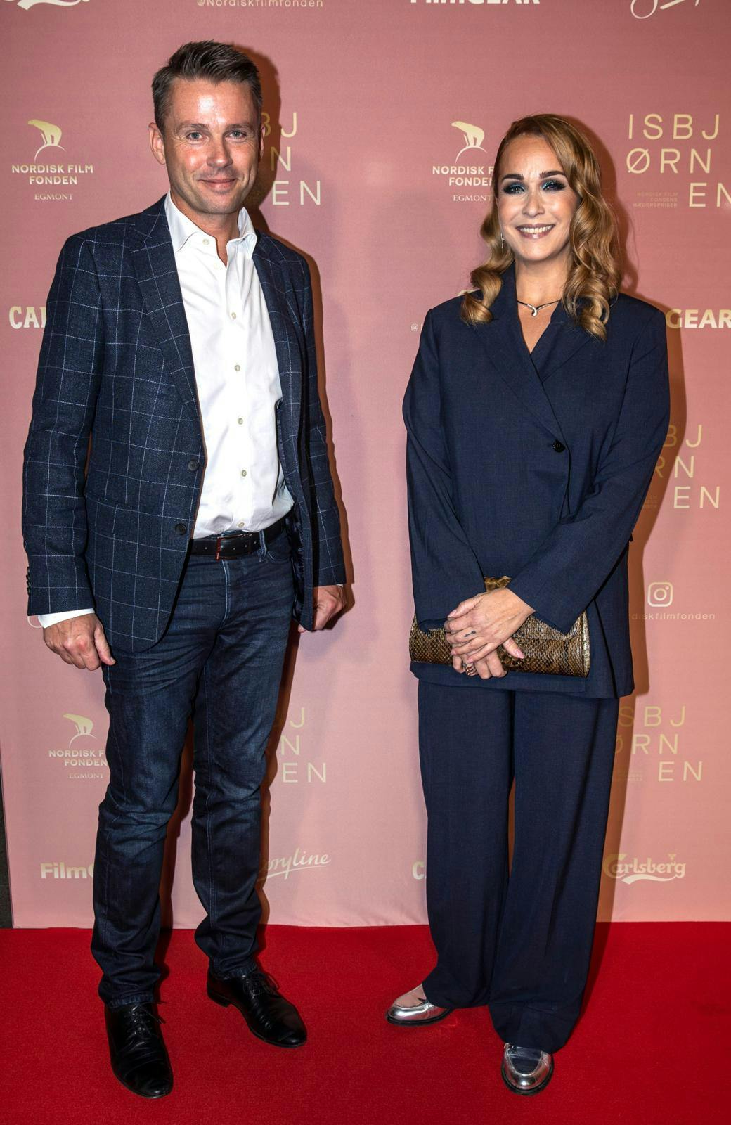 I slutningen af 2023 dukkede Anders Østergaard op på den røde løber med Ibi Støving. - Det er Anders, vi er bare venner af huset, fortalte tv-værten dengang om sin ledsager.