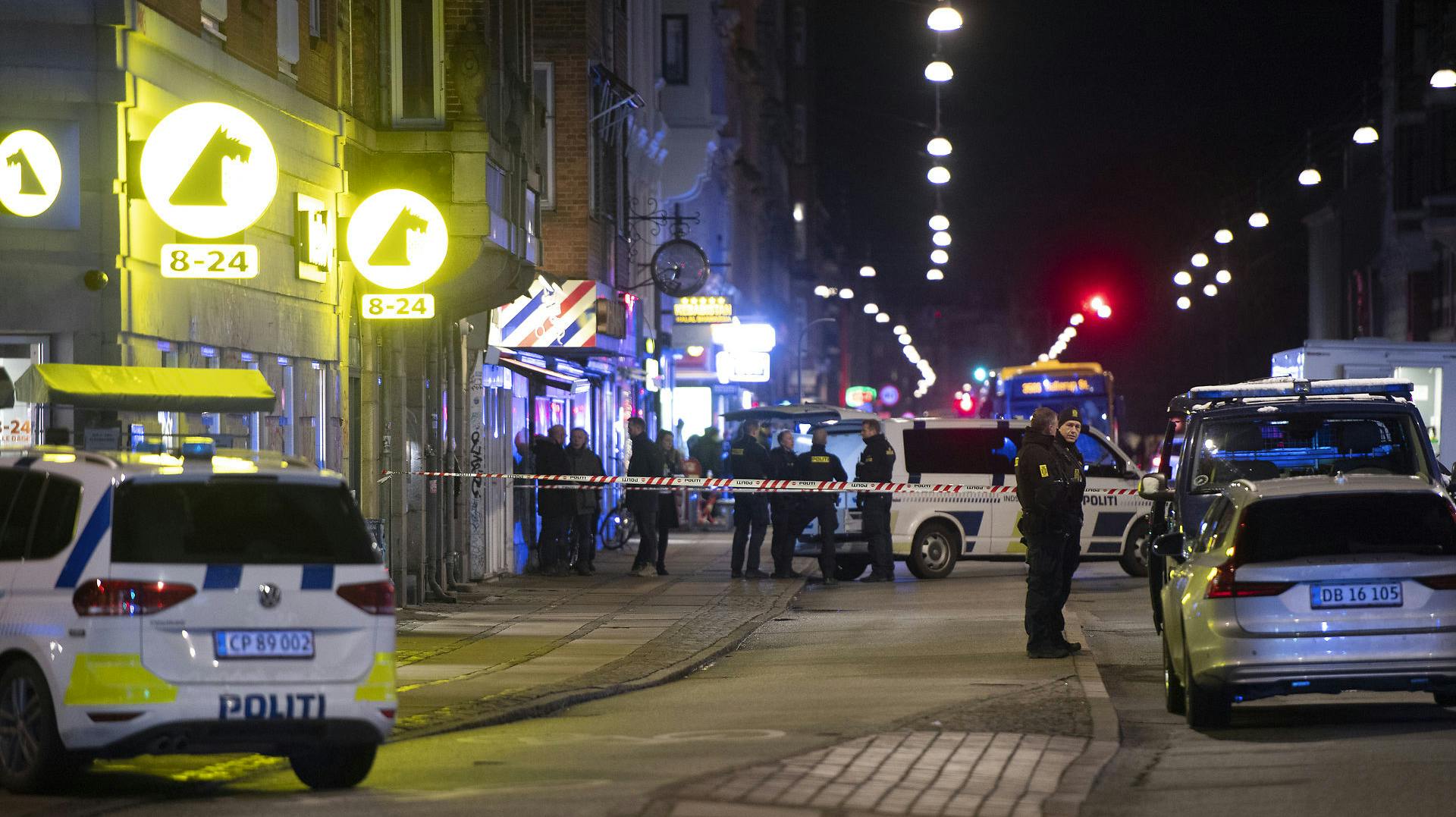 Den 33-årige udleverede bandeleder er mistænkt for drabet på en 27-årig mand på Nørrebro den 2. december 2021. Manden blev skudt i ryggen flere gange midt i myldretiden.