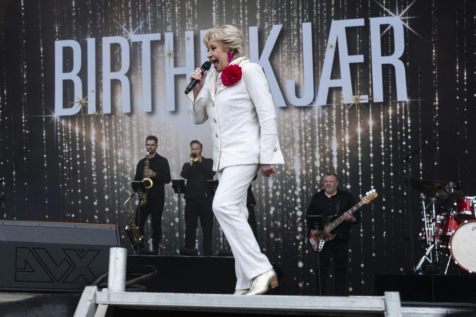Hjertet svigtede Birthe Kjær, men kom heldigvis i gang igen.