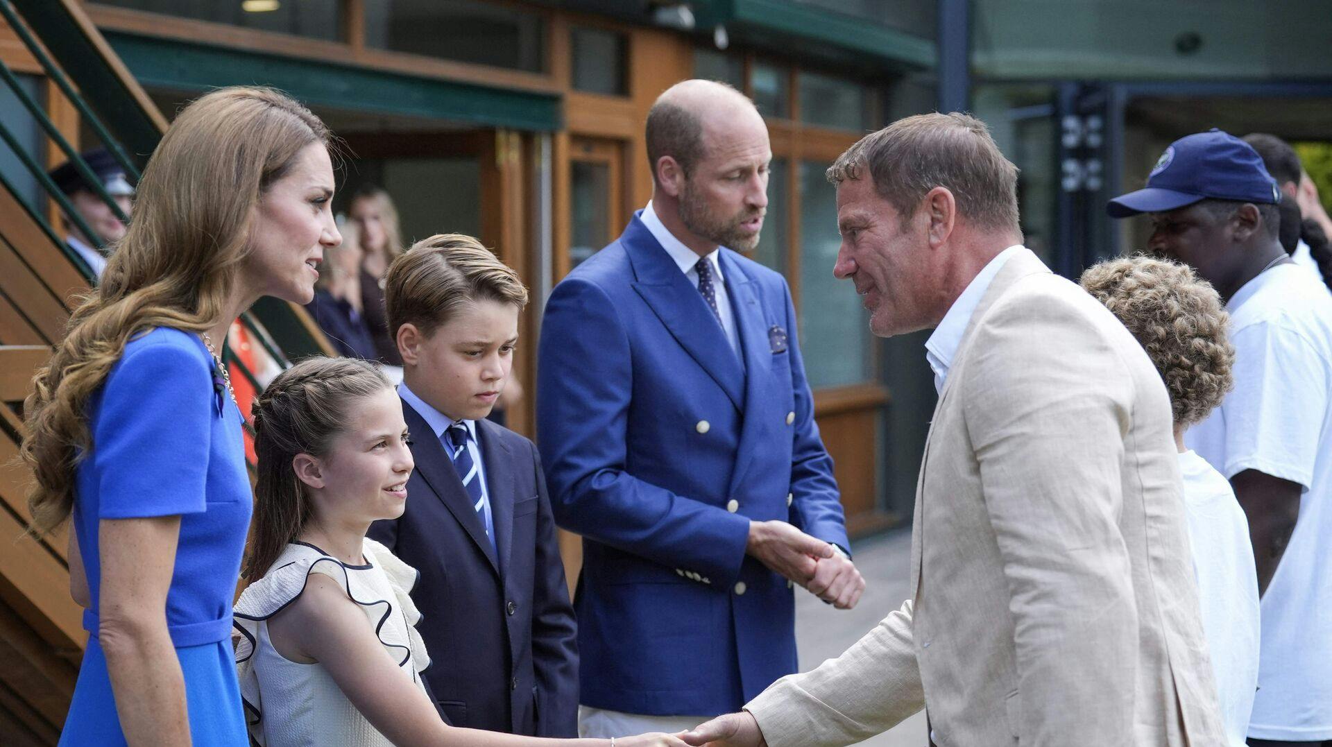 Prinsesse Charlotte og prins George er med deres forældre til Wimbledon-finale.