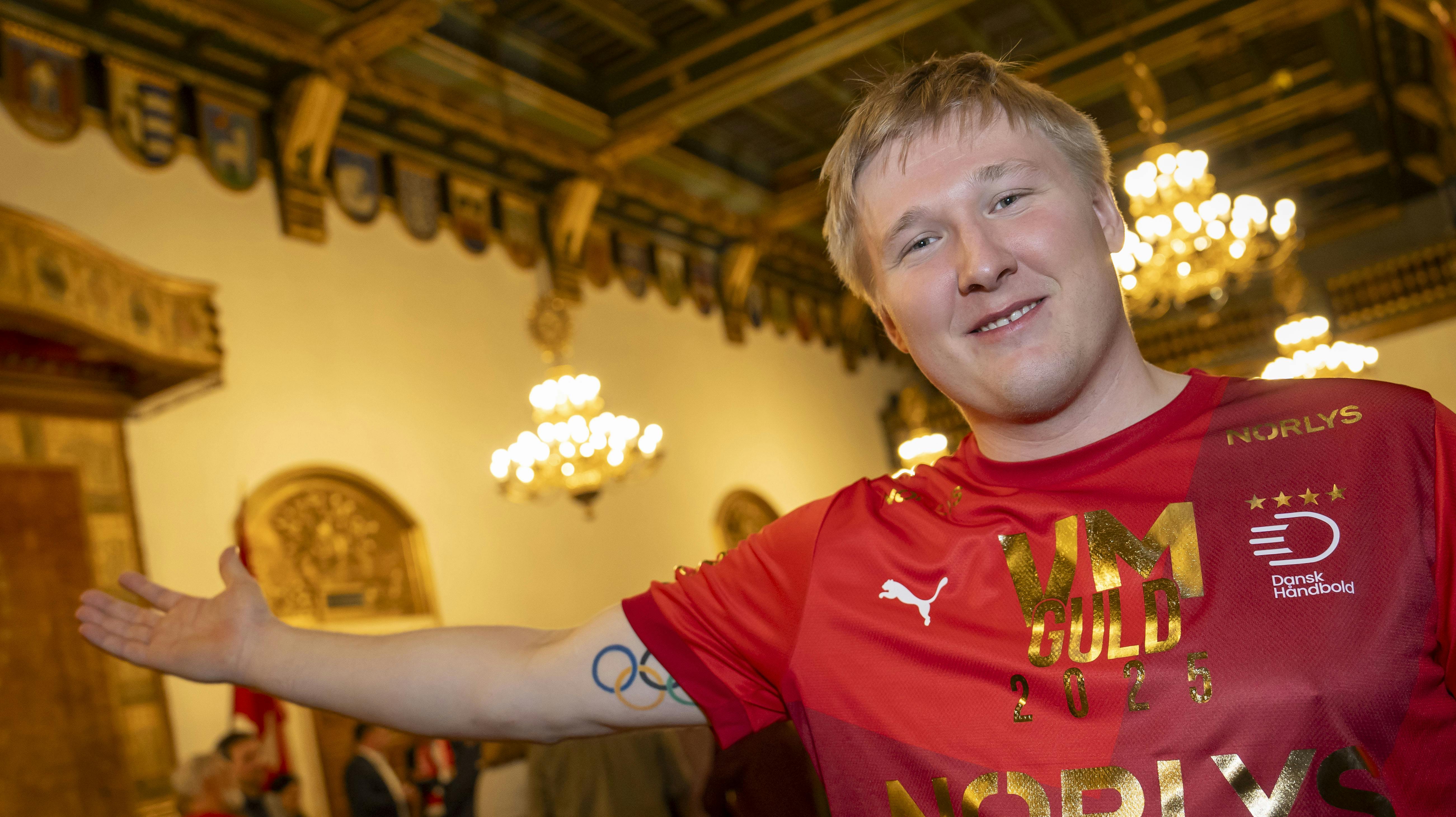 Emil Nielsen skal efter denne sæson vogte buret i den ungarske storklub Veszprem.