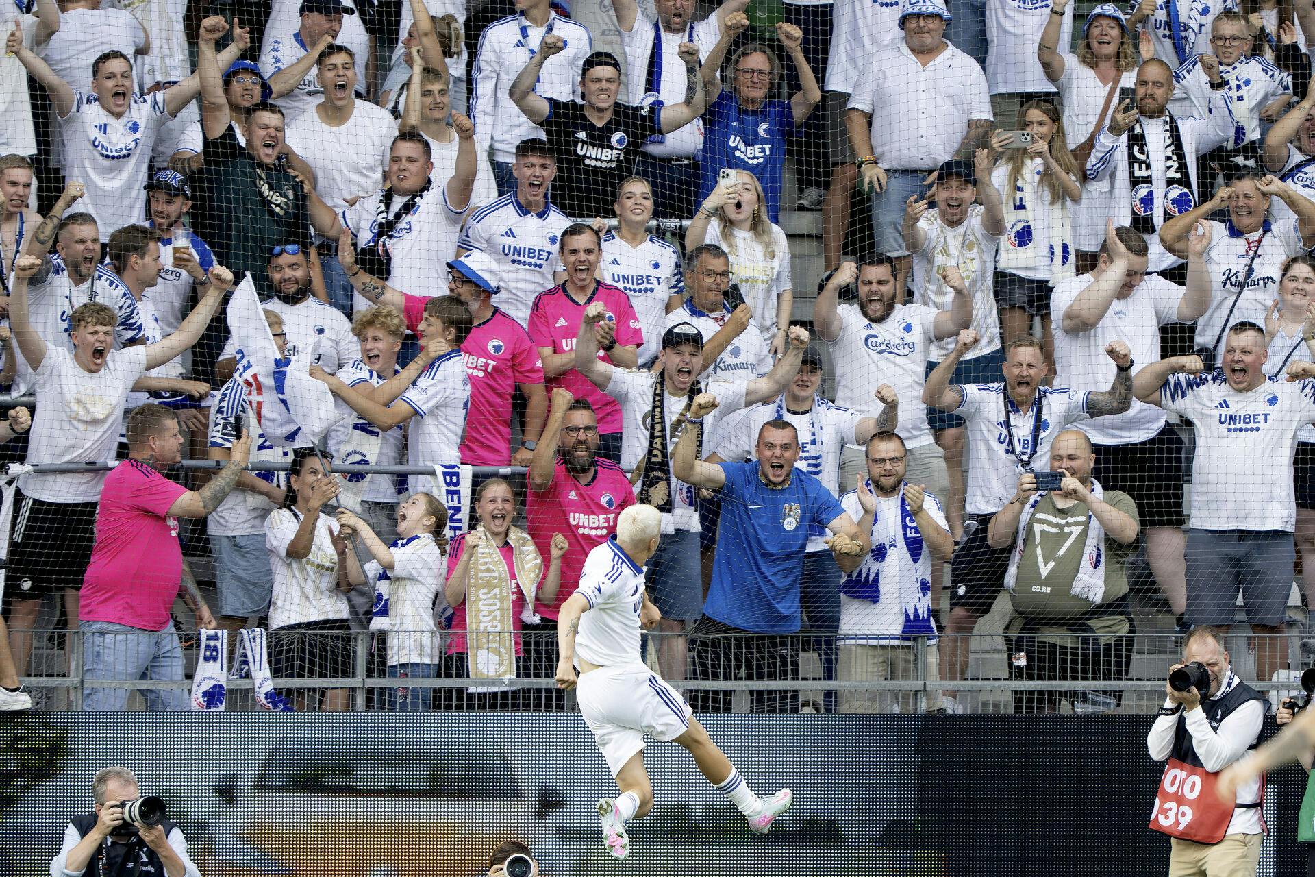 - Der var den! Magnus Mattsson har her scoret til 3-2 under opgøret mellem Viborg FF og FC København i Superligaen på Energi Viborg Arena.