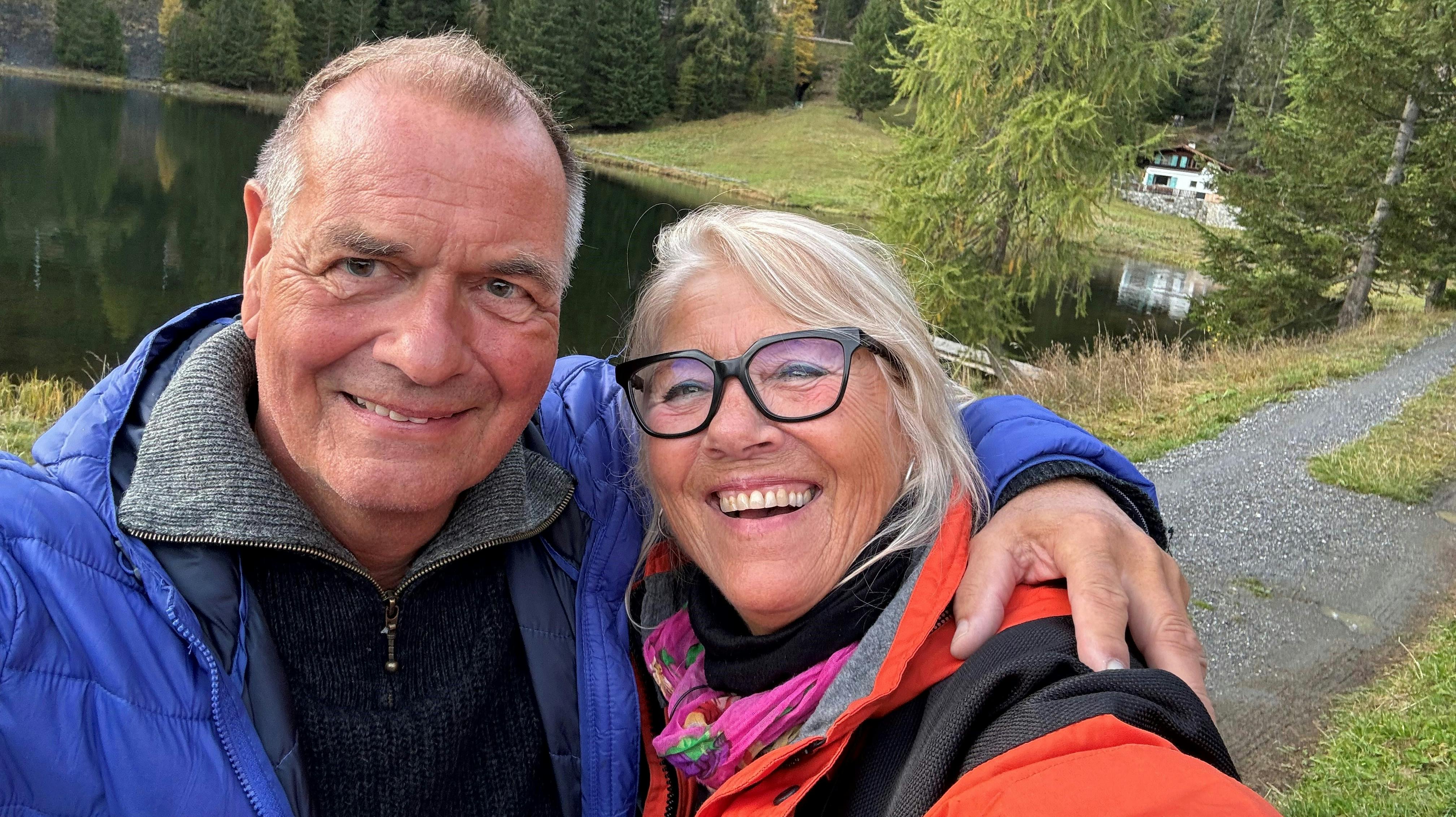 Ole Gleerup, 70, og Anette Stochholm, 72, havde en forrygende tur til hytten.