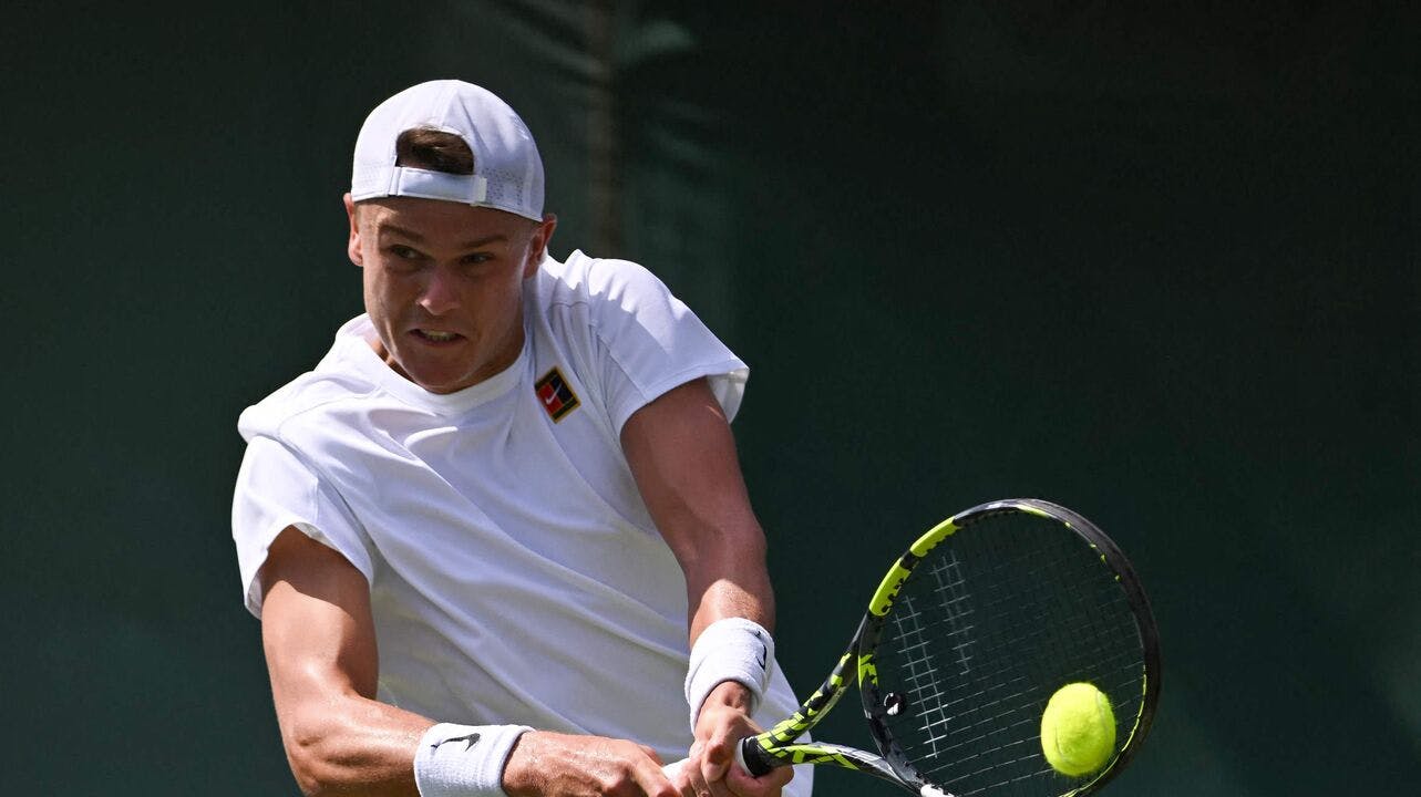 Den danske tennisspiller Holger Rune har ansat en ny fysisk træner.