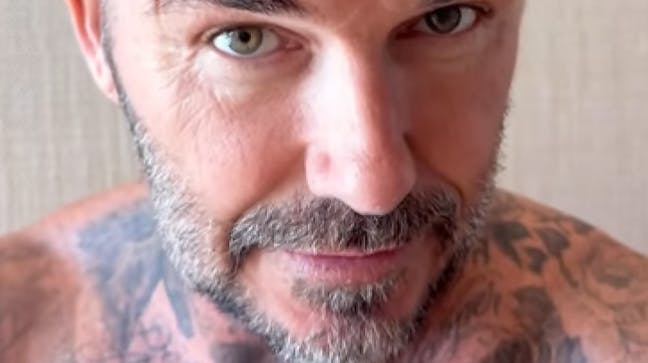 Sådan ser David Beckhams hår ud nu.
