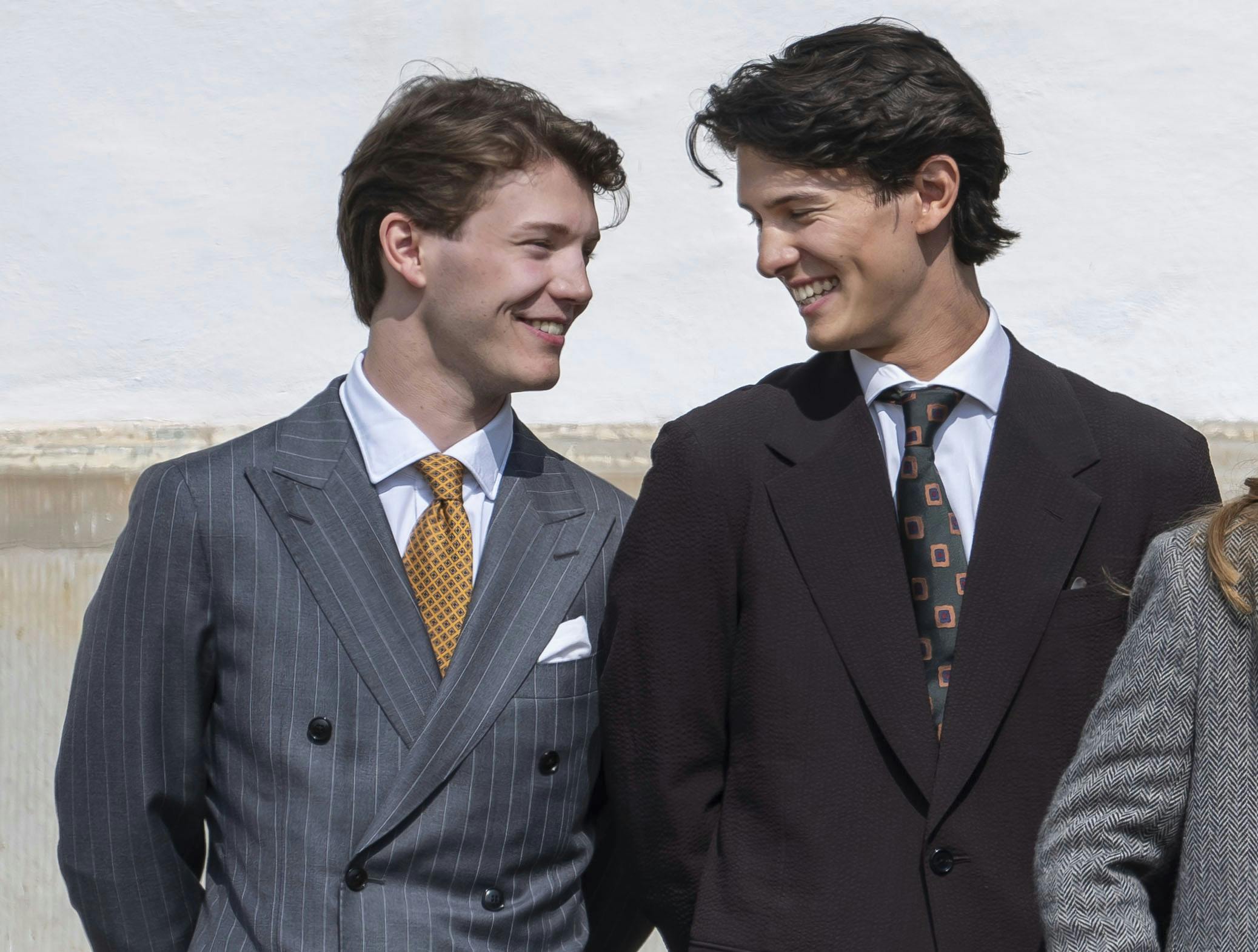 Grev Felix og grev Nikolai til farmor dronning Margrethes 85-års fejring på Fredensborg Slot i april.