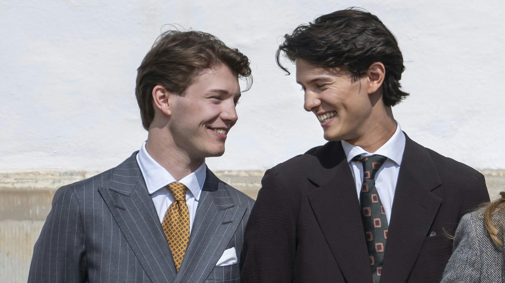 Grev Felix og grev Nikolai til farmor dronning Margrethes 85-års fejring på Fredensborg Slot i april.