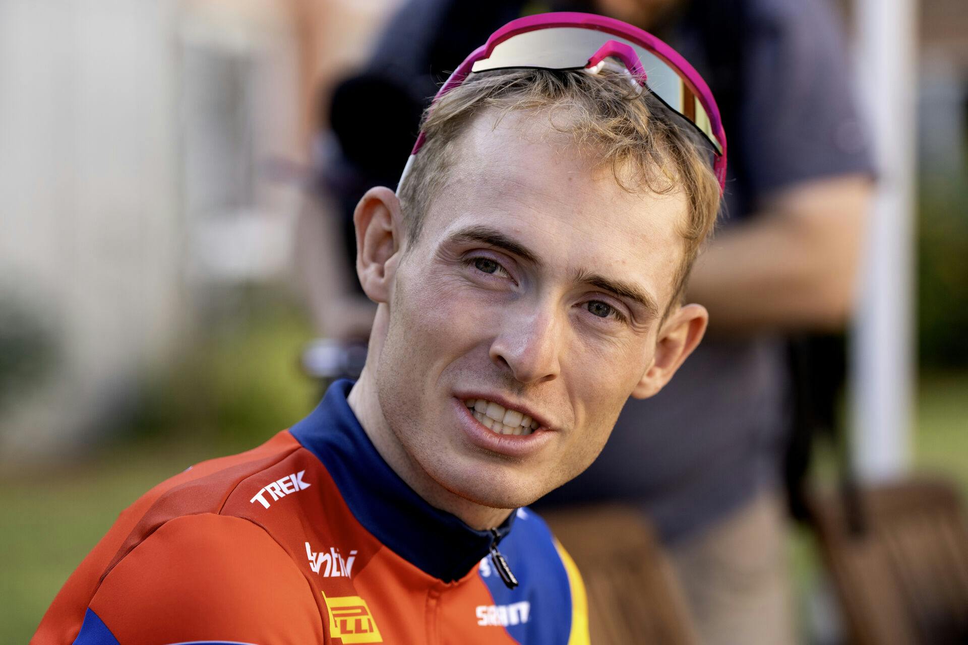 Mattias Skjelmose nåede ikke gennem alle etaperne i årets Tour de France. Nu giver han opdatering på, hvordan han har det.