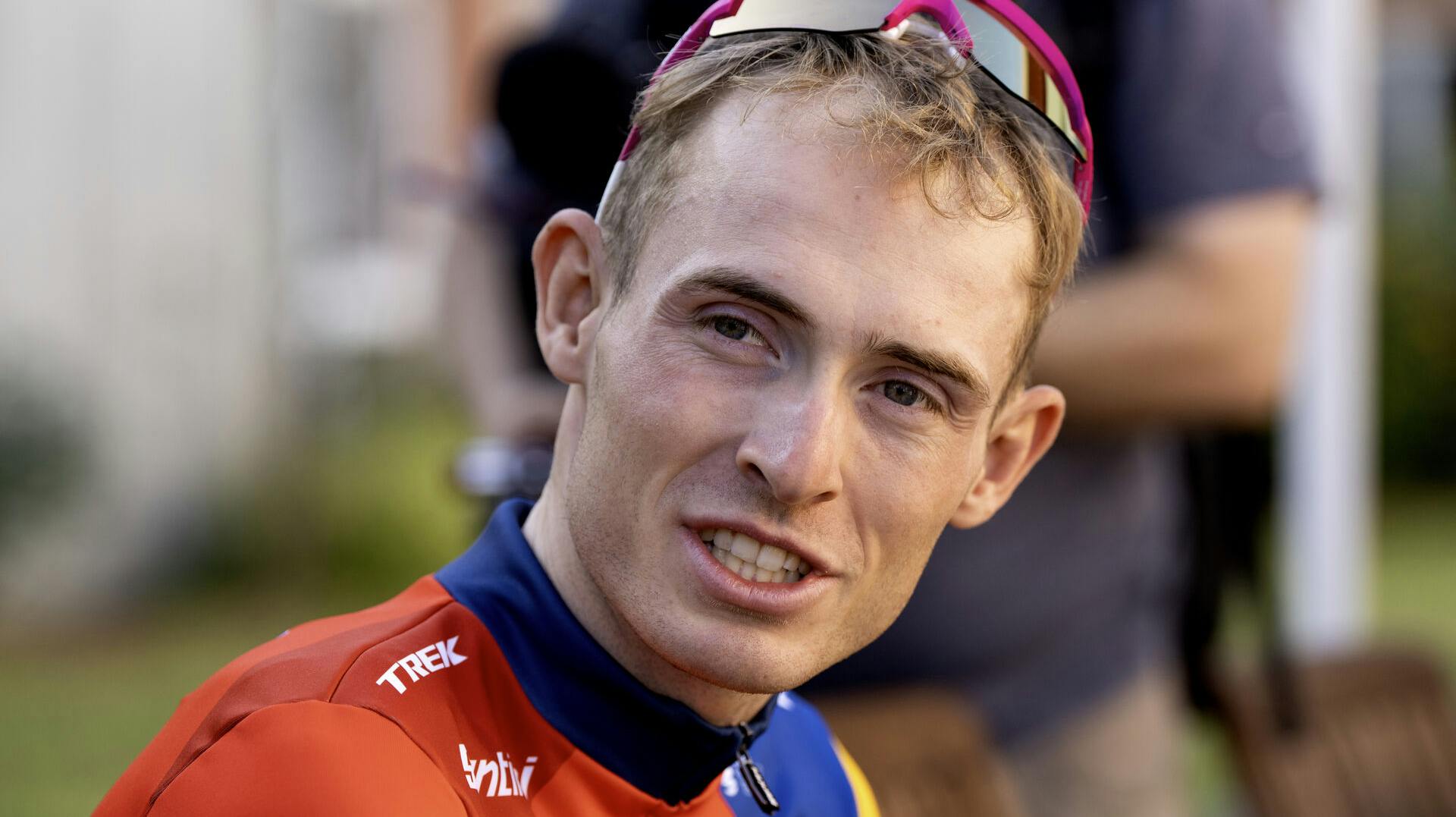 Mattias Skjelmose nåede ikke gennem alle etaperne i årets Tour de France. Nu giver han opdatering på, hvordan han har det.