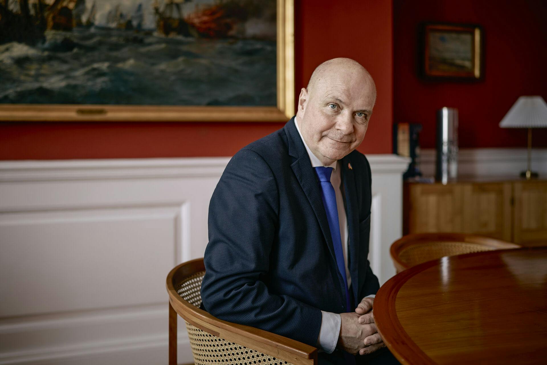 Formand for Folketinget, Søren Gade.