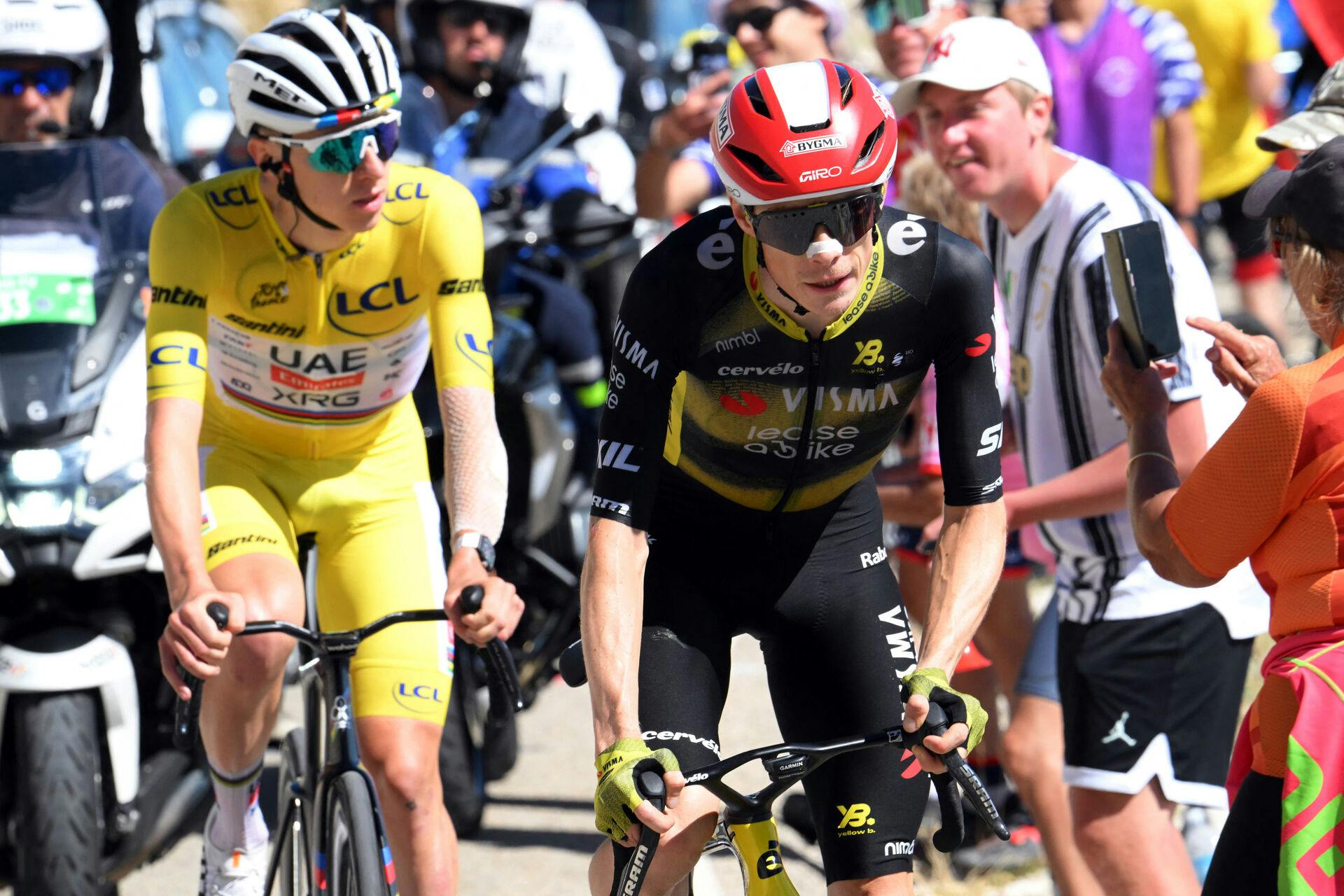 Det er ikke lykkes Jonas Vingegaard at tage tid på Tadej Pogacar under årets Tour de France. Og det kommer heller ikke til at ske, mener Brian Holm.