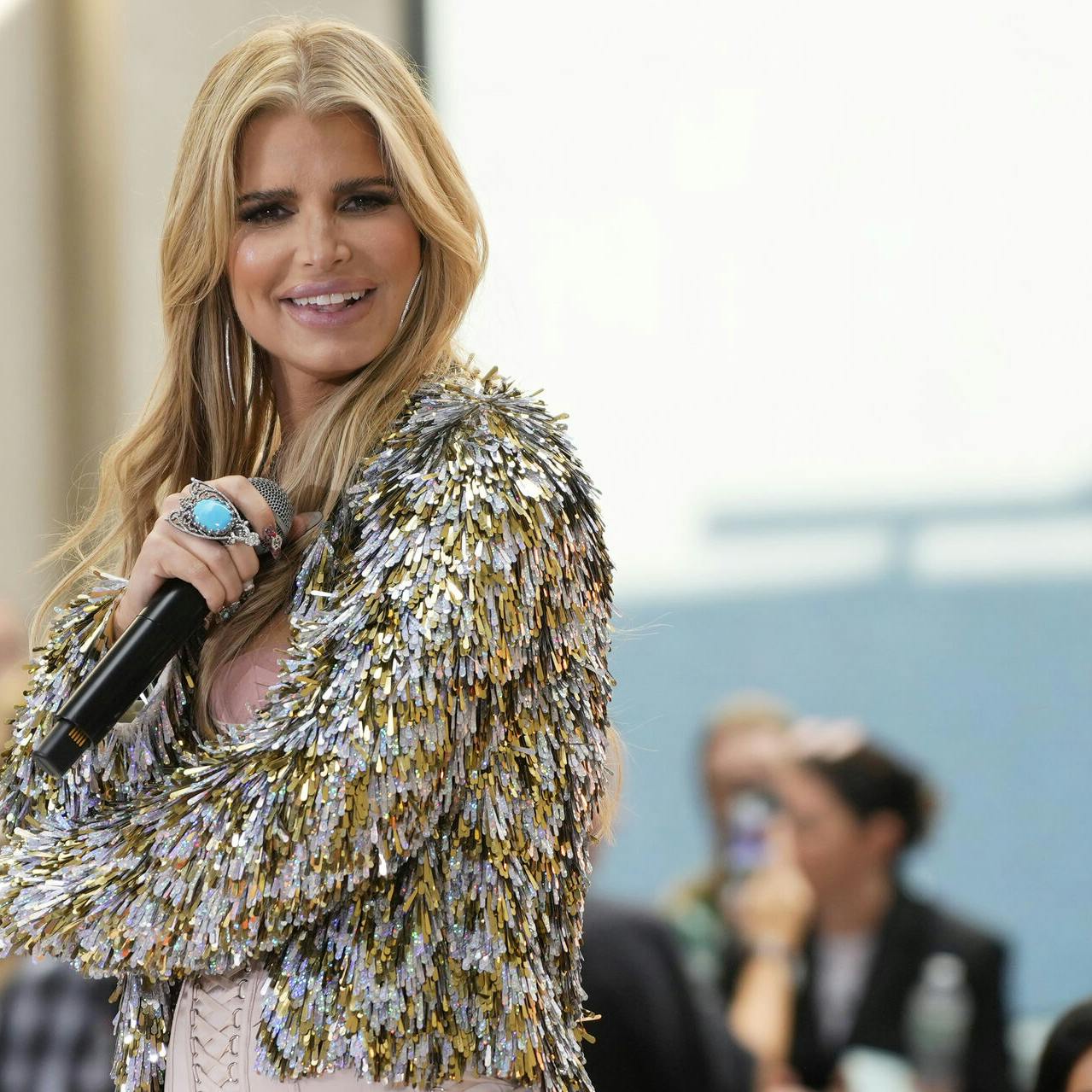 Jessica Simpson optrådte onsdag i New York med ny musik.